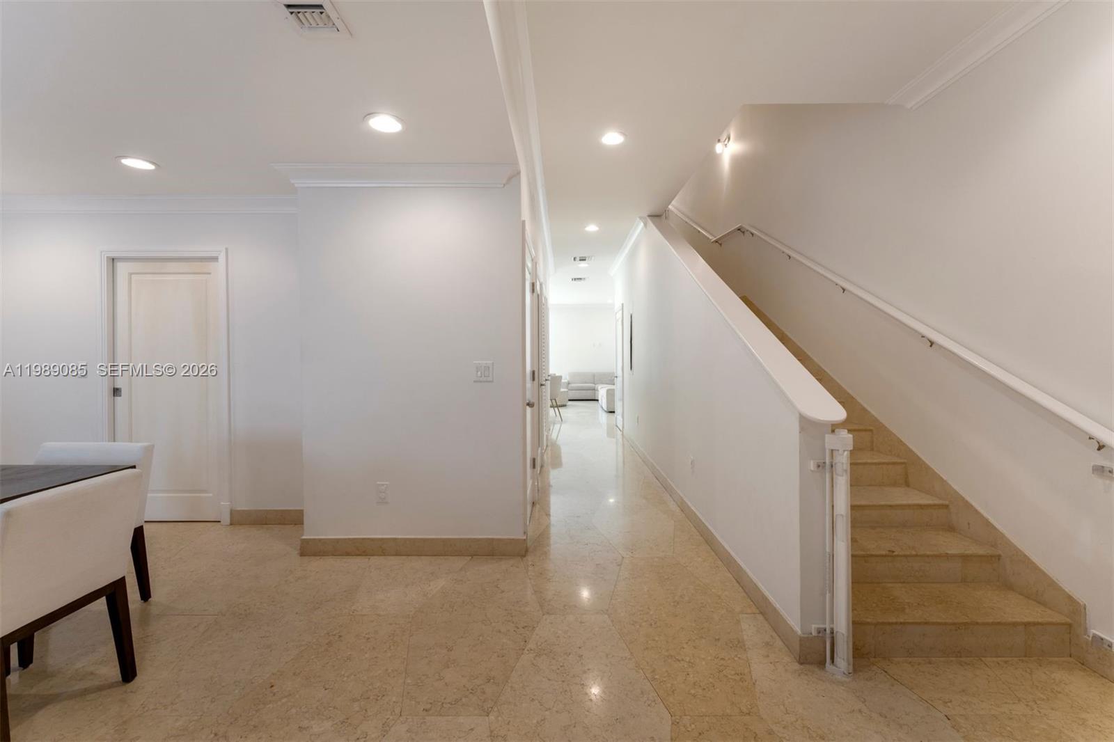 1566 NE Quayside Ter # D14