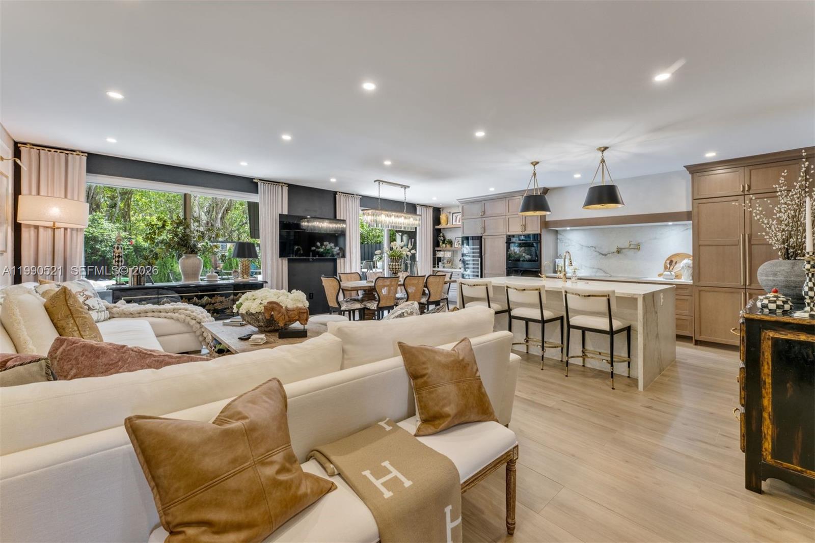 3028 NE Quayside Ln # 34