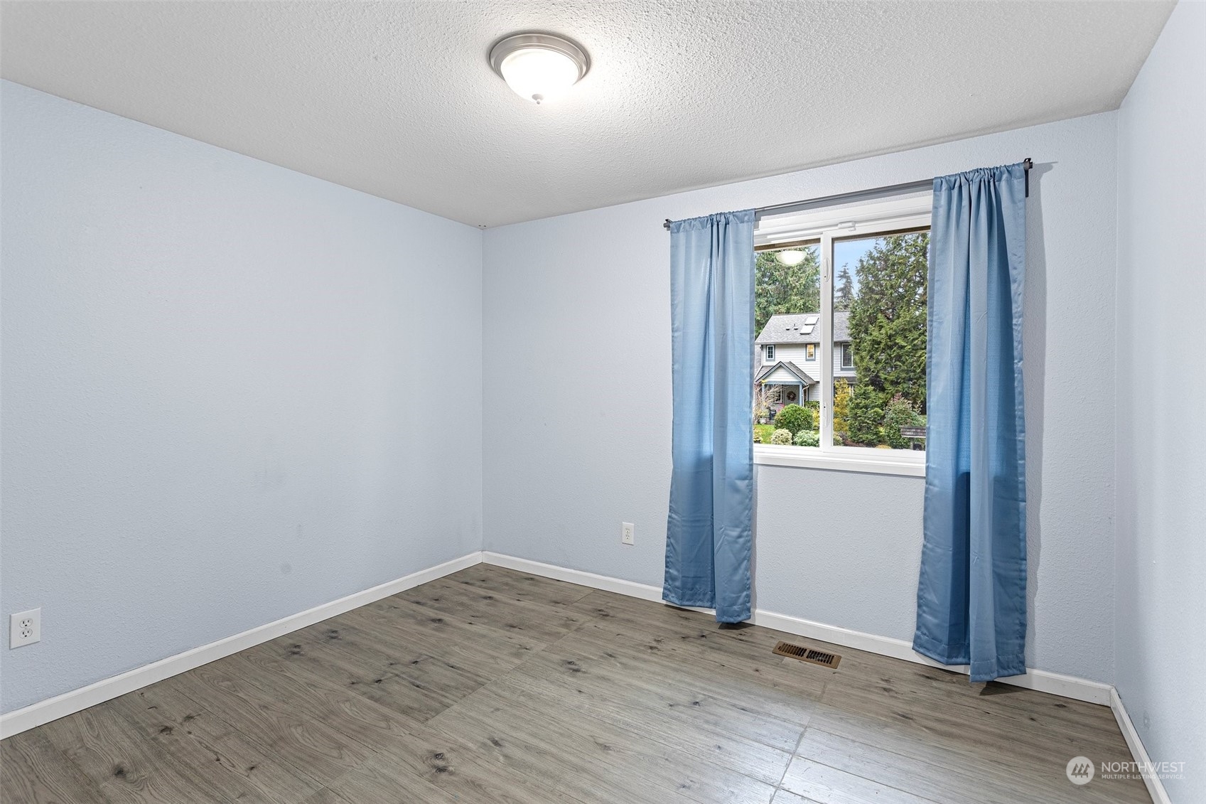 5217 SW 326th Street