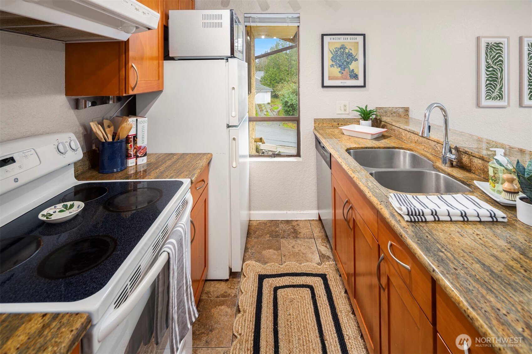 10330 SE 6TH STREET Unit: A2