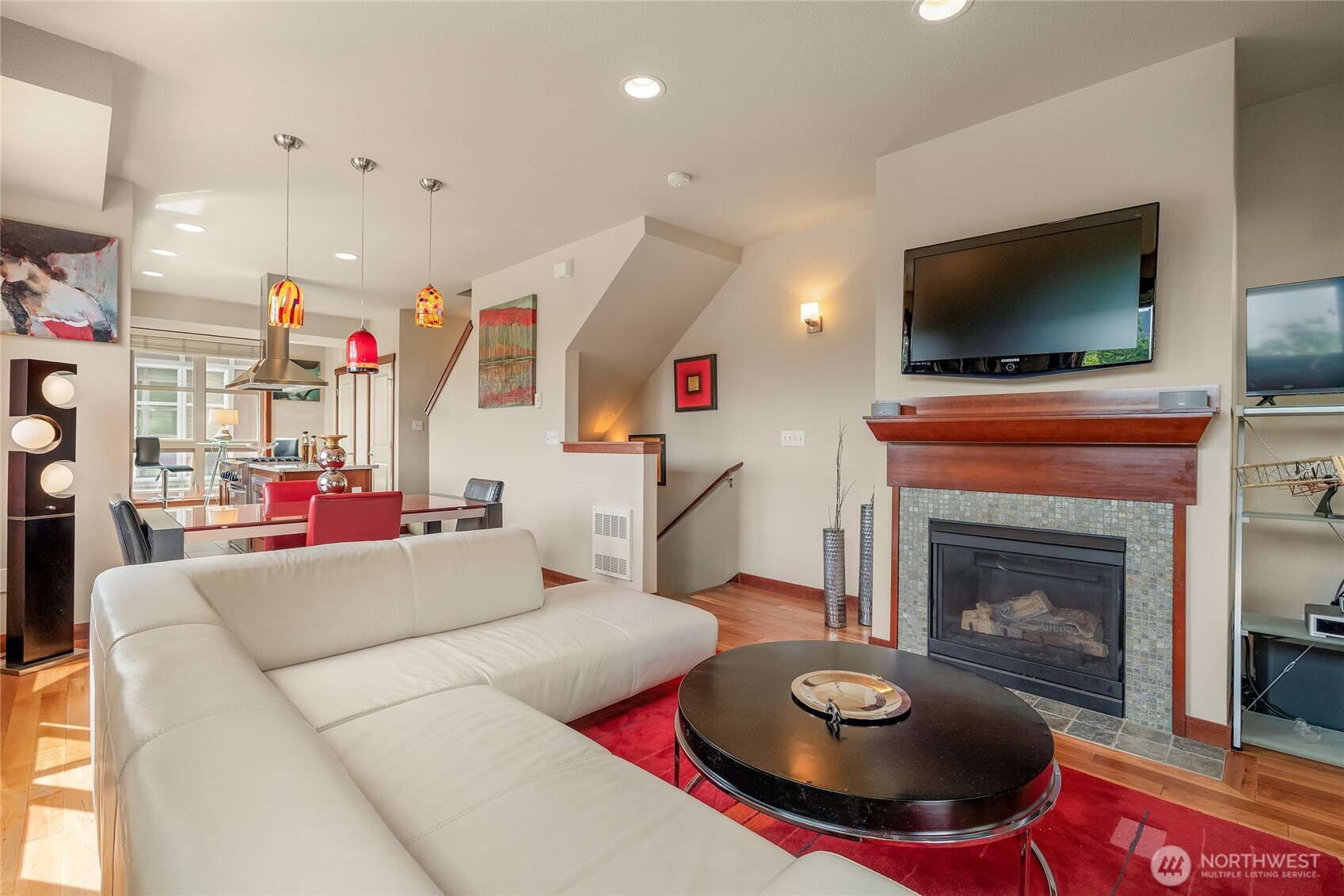 718 Nob Hill Avenue N Unit: A