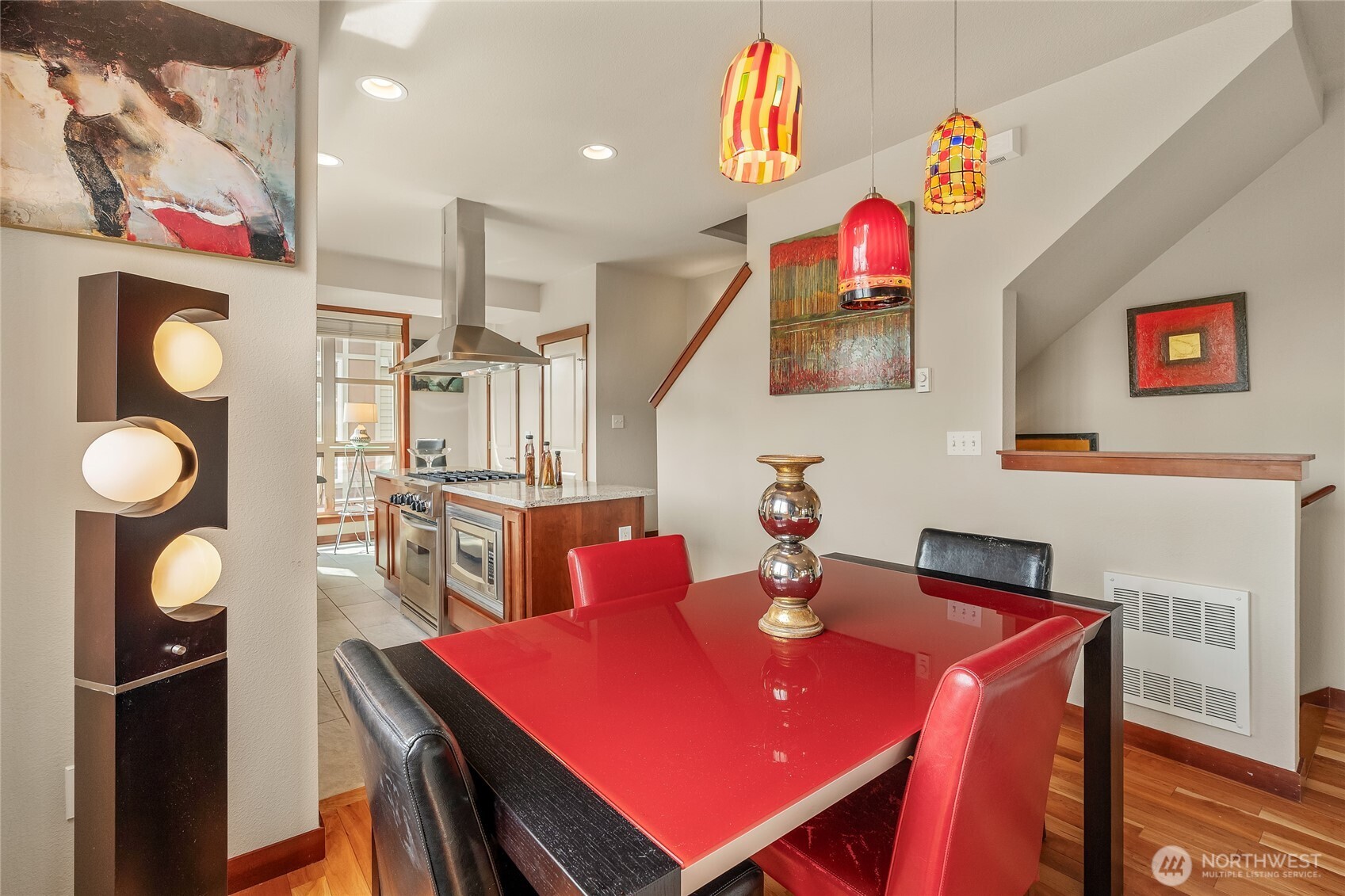 718 Nob Hill Avenue N Unit: A