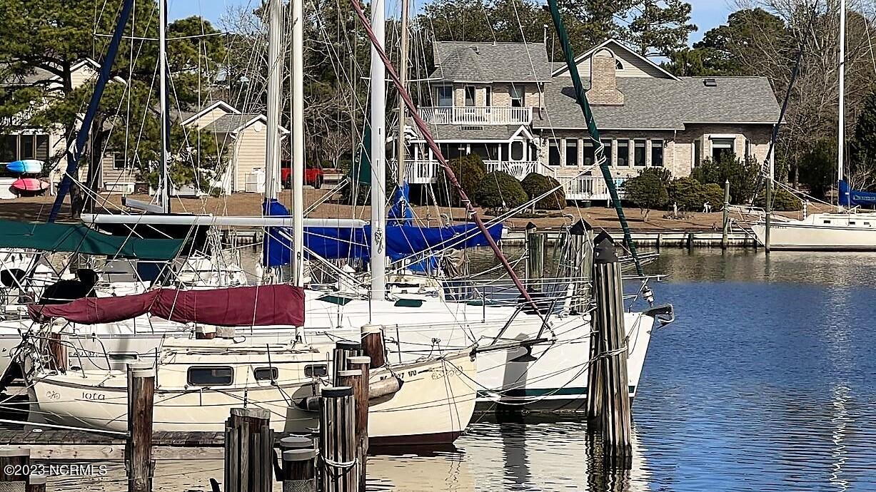 6326 56 Albatross Drive