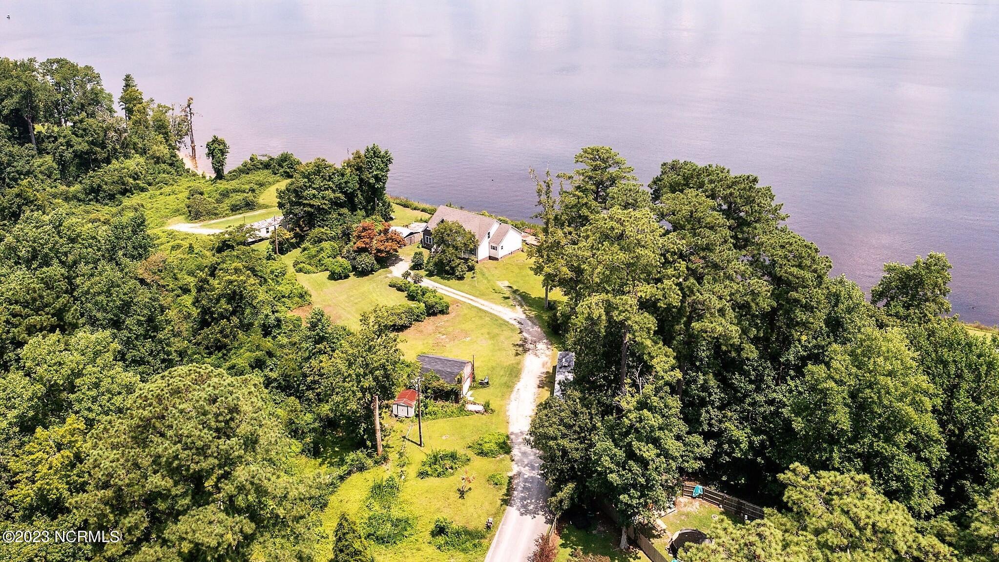 107 Hall Road