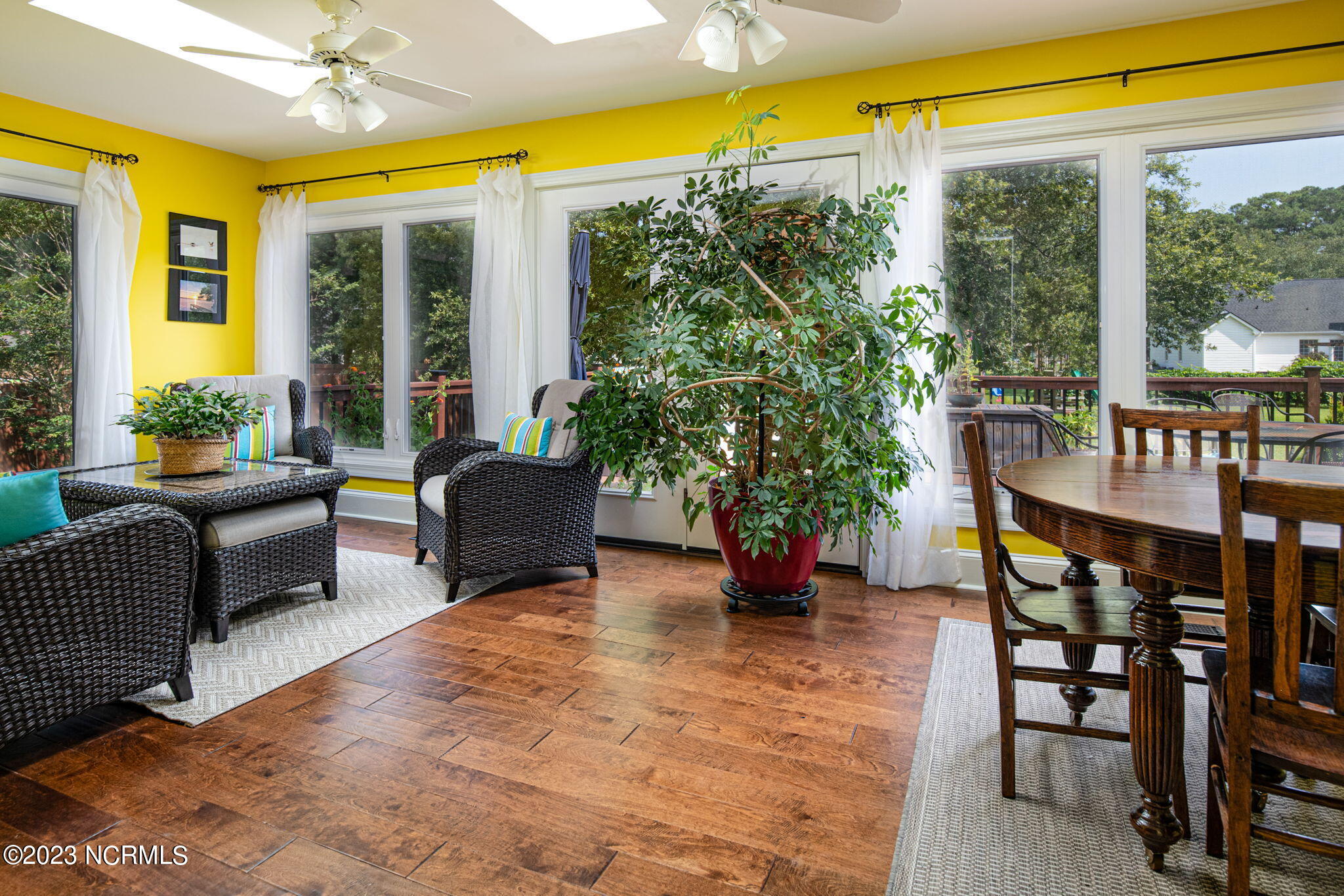 1136 Davenport Place