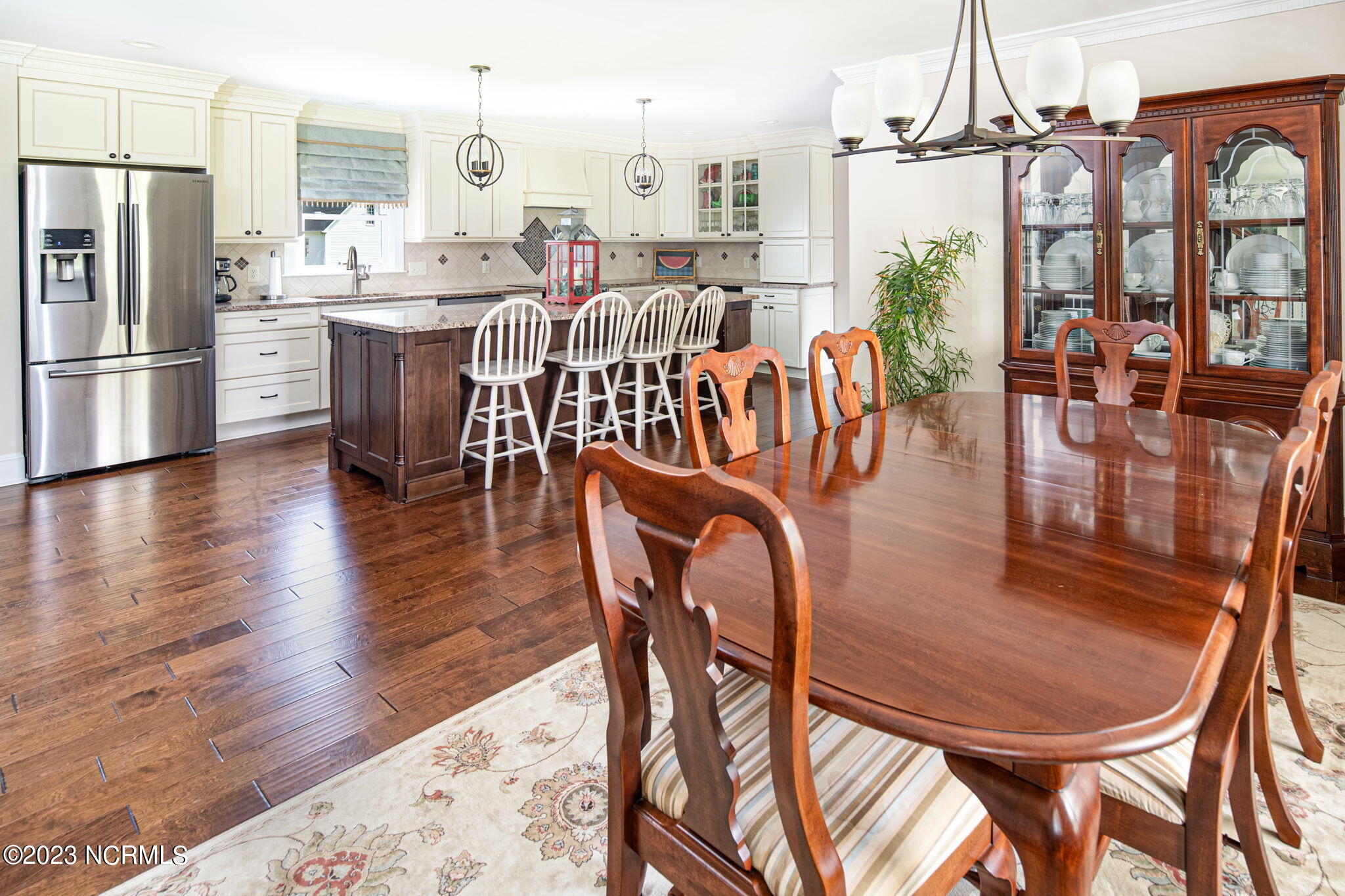 1136 Davenport Place