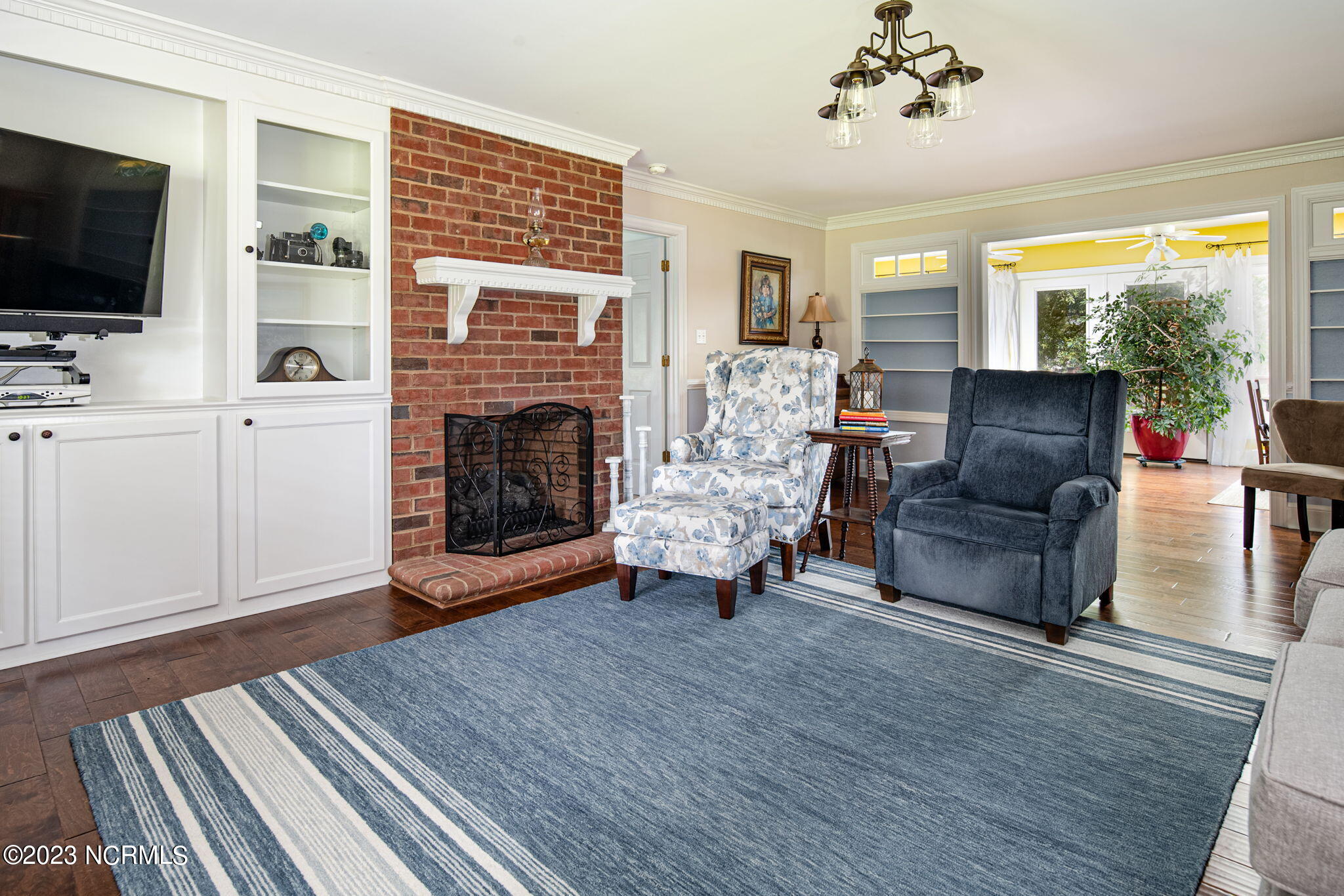 1136 Davenport Place