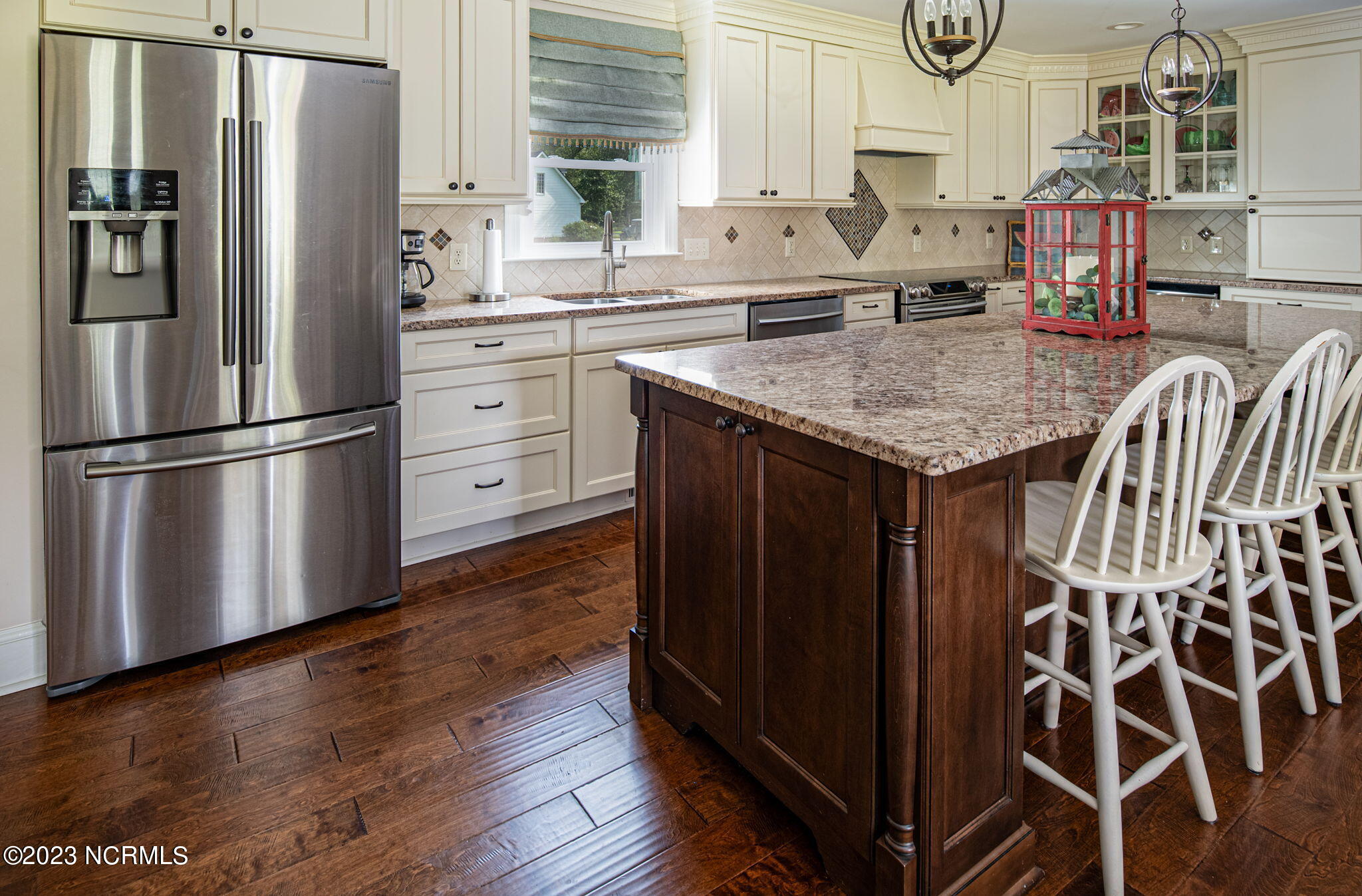 1136 Davenport Place