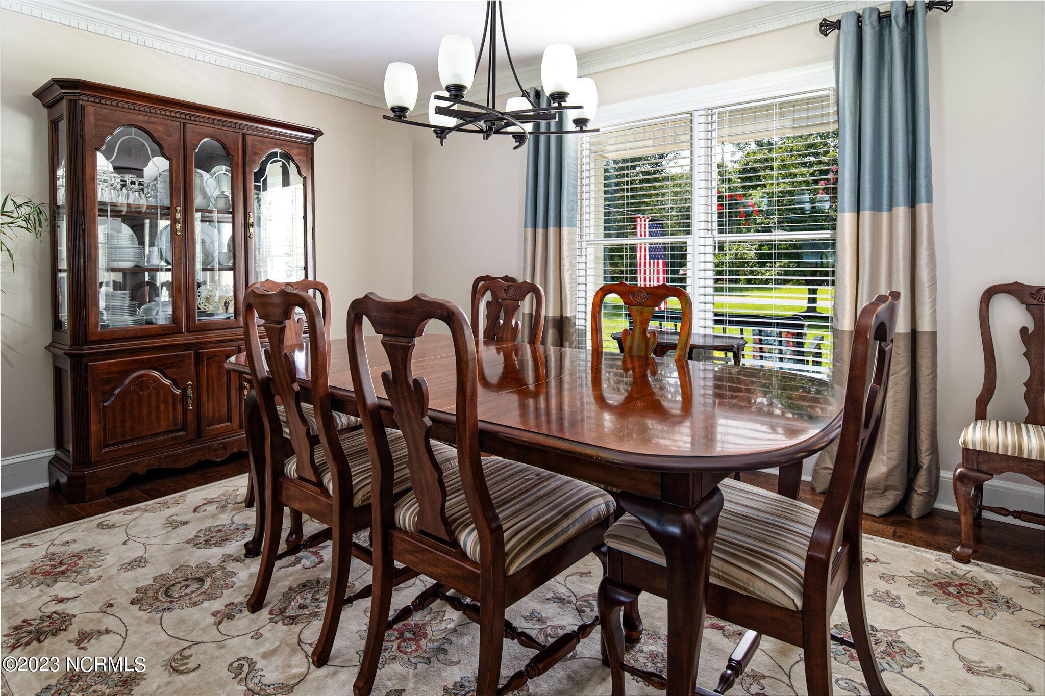 1136 Davenport Place