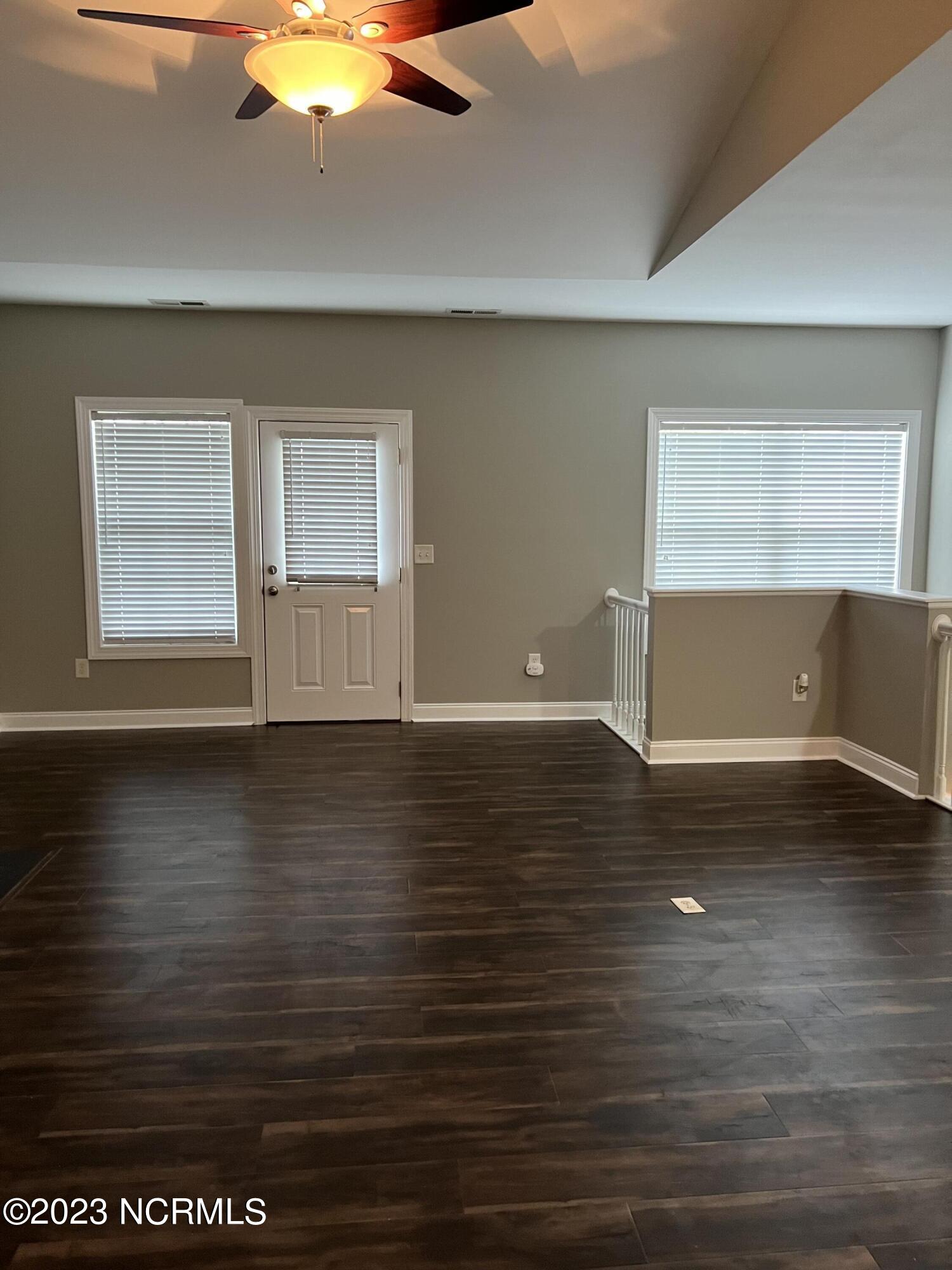 1935 Tara Court, 204