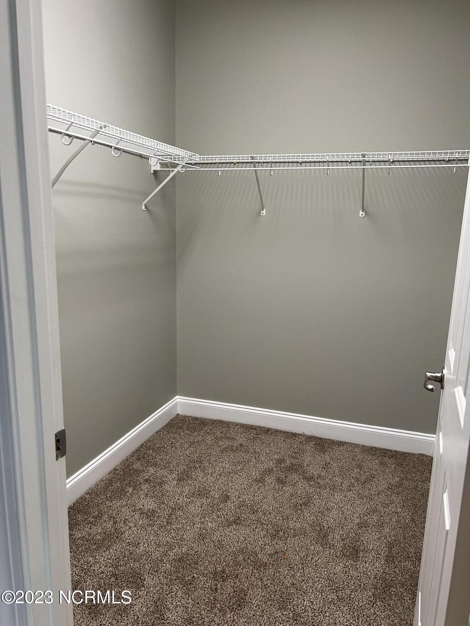 1935 Tara Court, 204