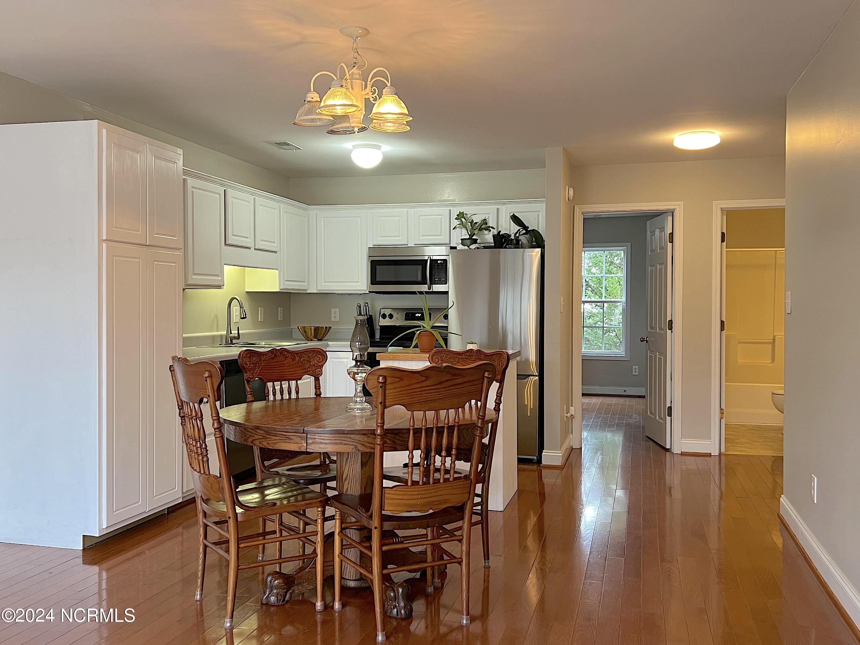 106 Heather Glen Circle