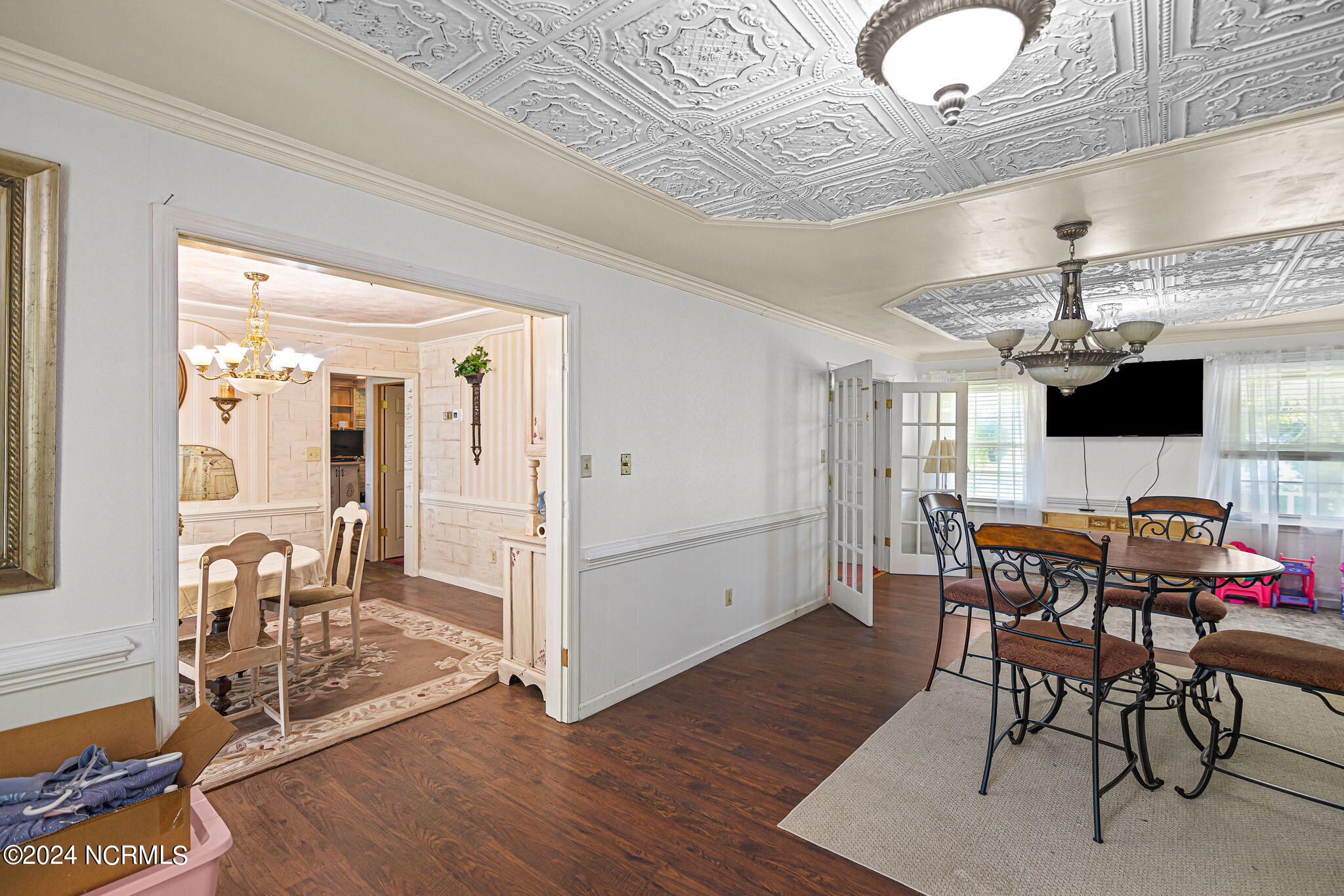 575 S 5th Street