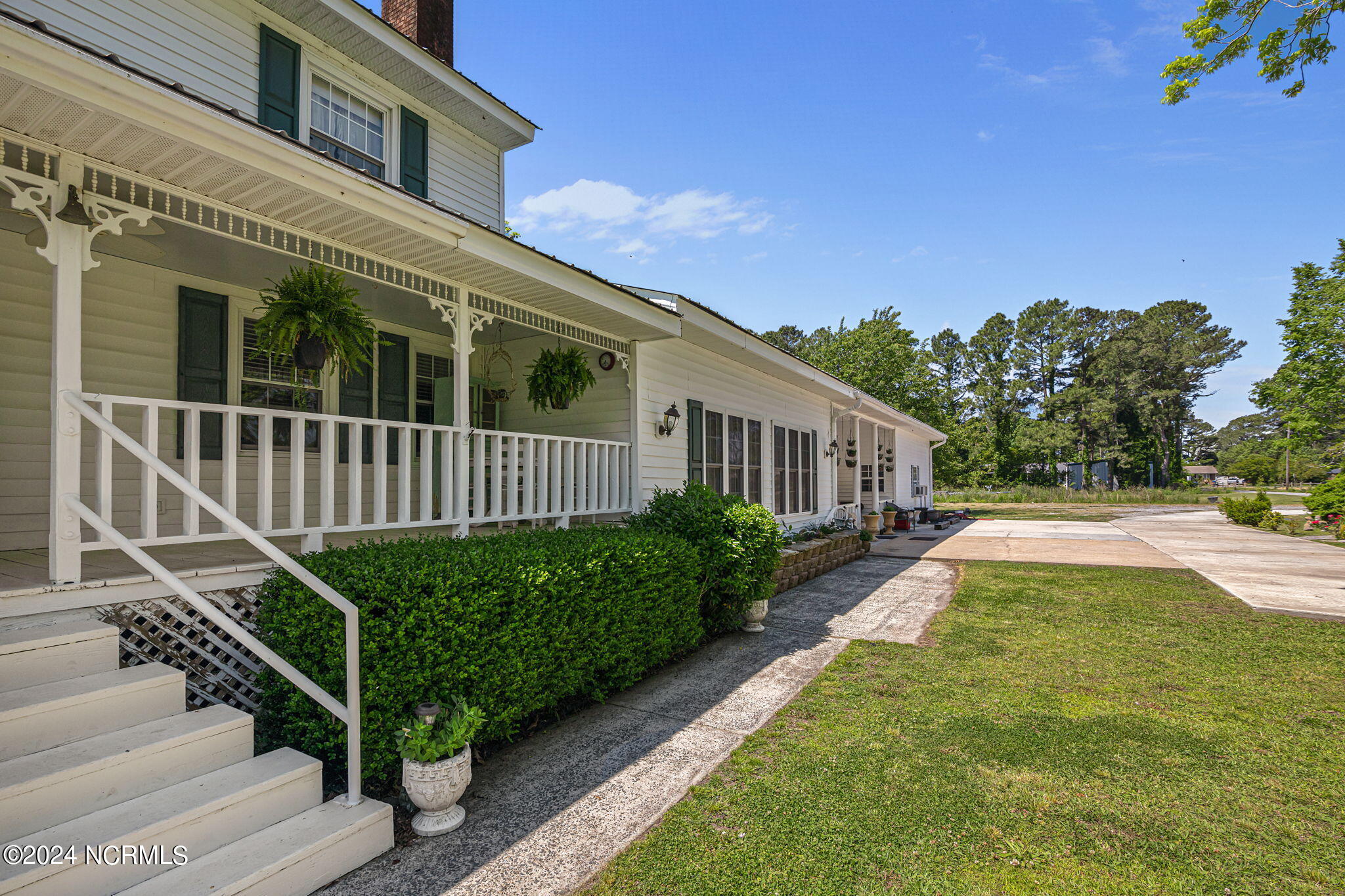 575 S 5th Street