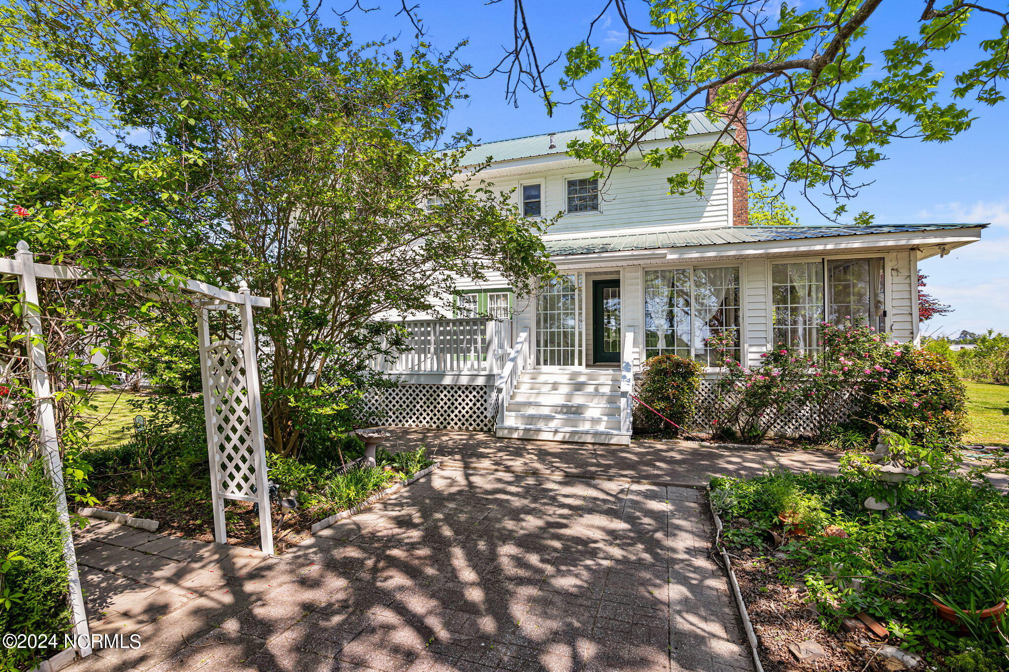575 S 5th Street