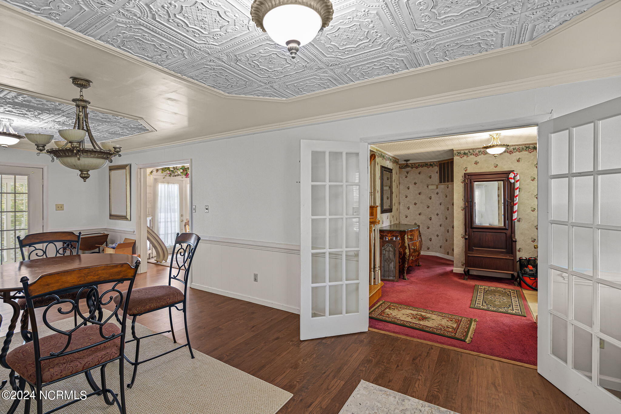 575 S 5th Street