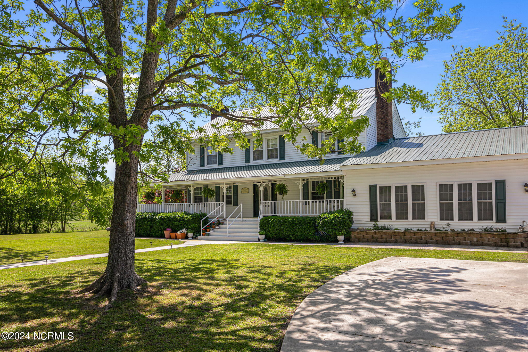 575 S 5th Street