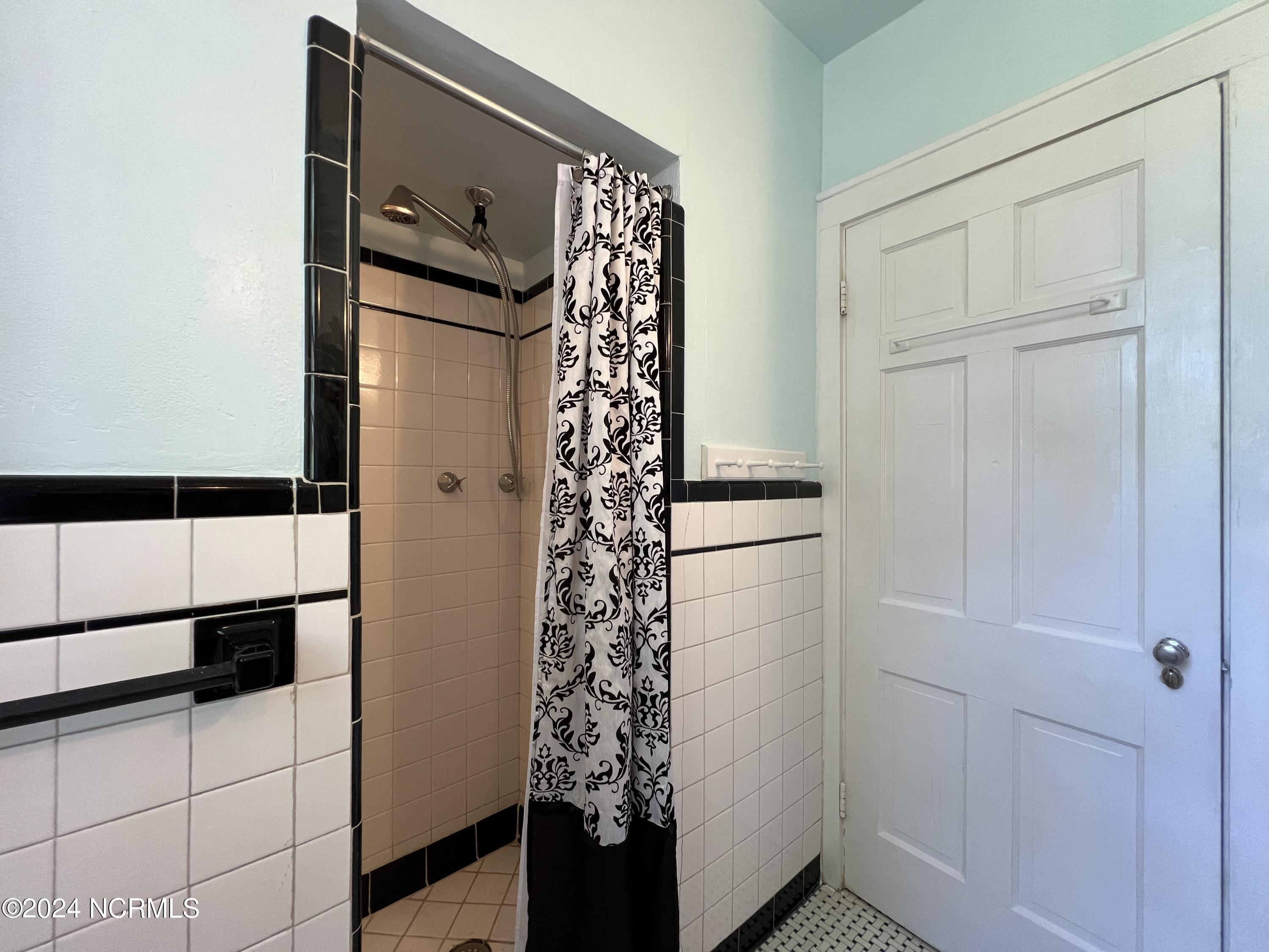 3770 W Wilson Street