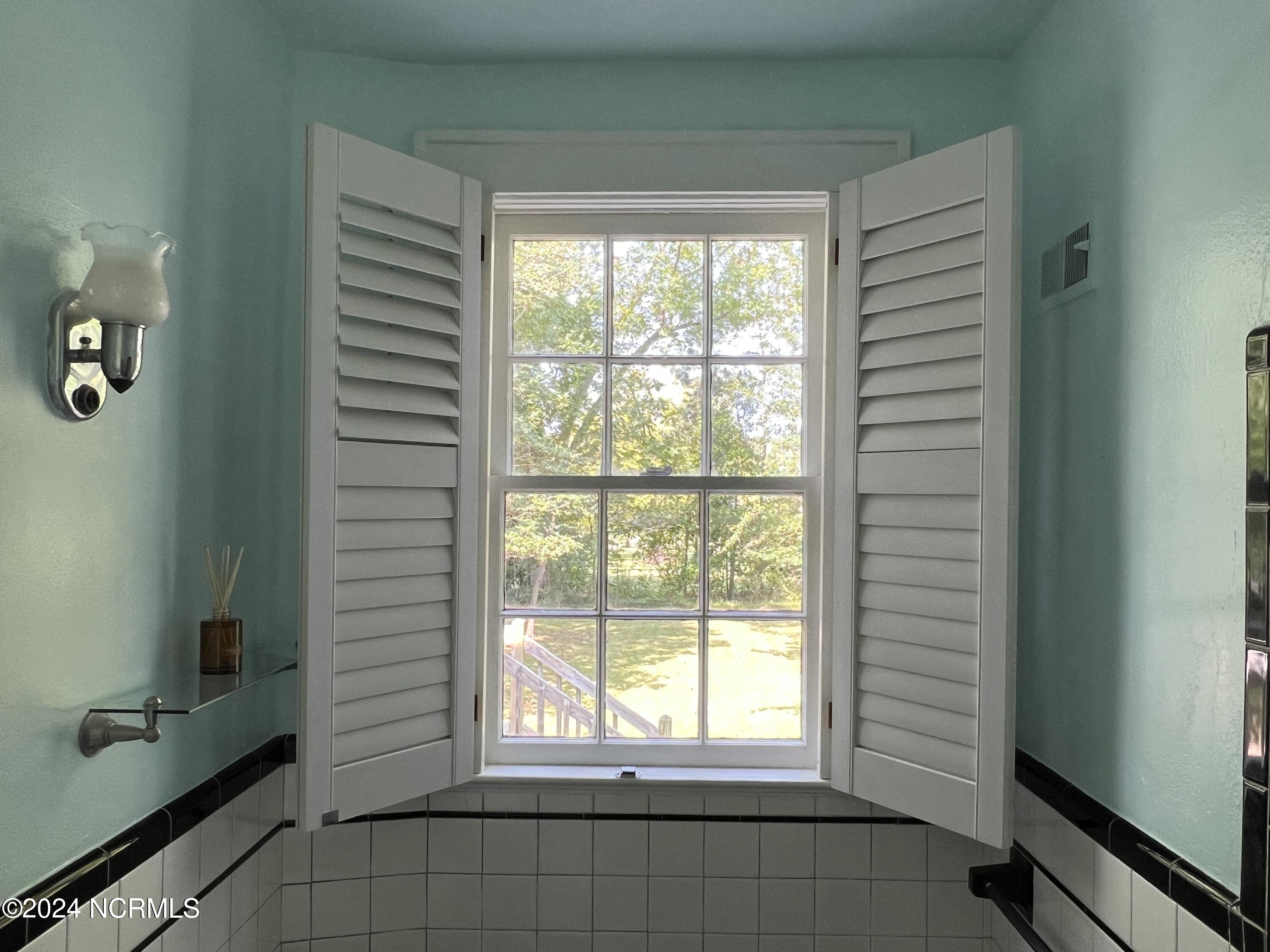 3770 W Wilson Street