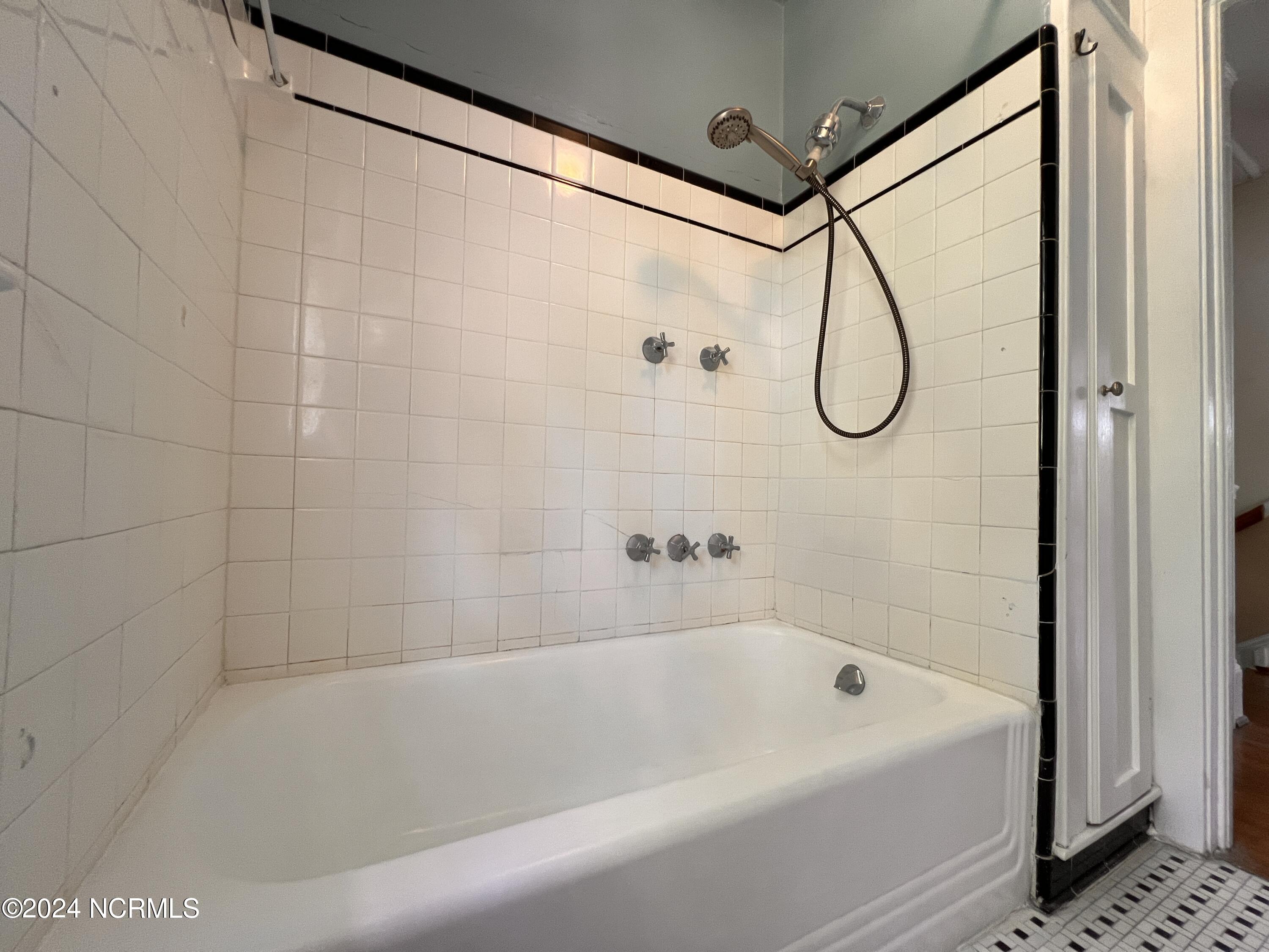 3770 W Wilson Street