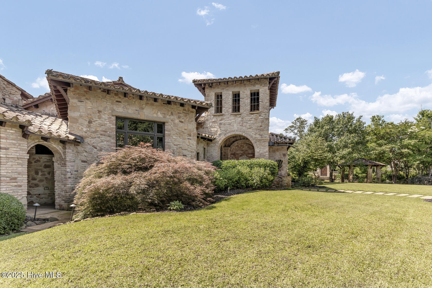 106 Allen Drive
