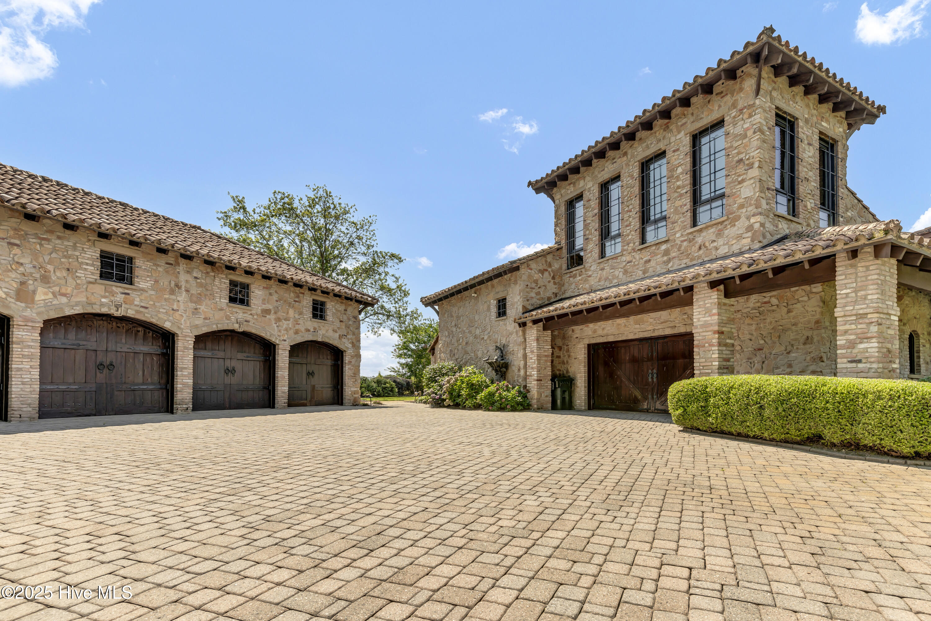 106 Allen Drive