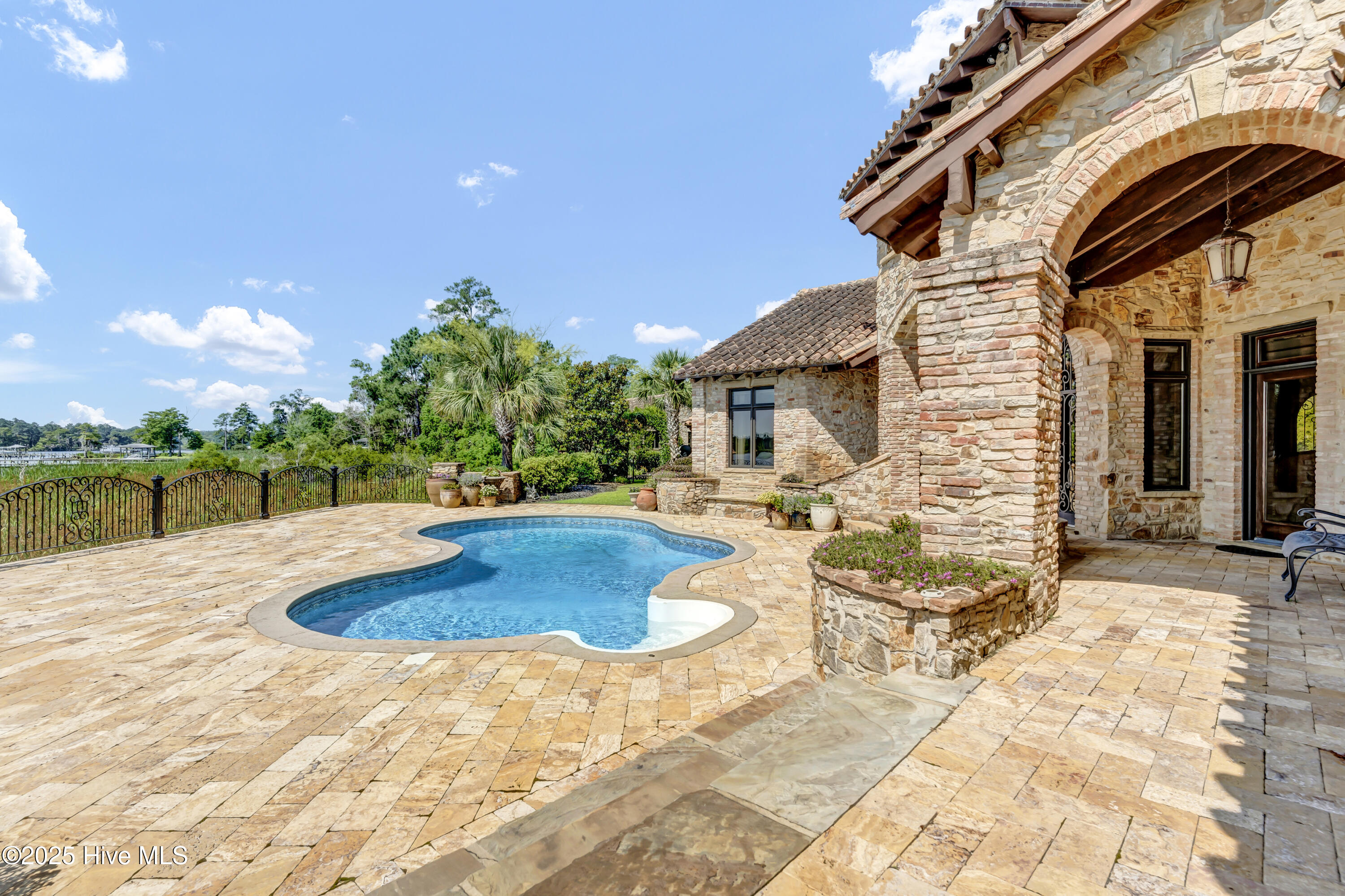 106 Allen Drive
