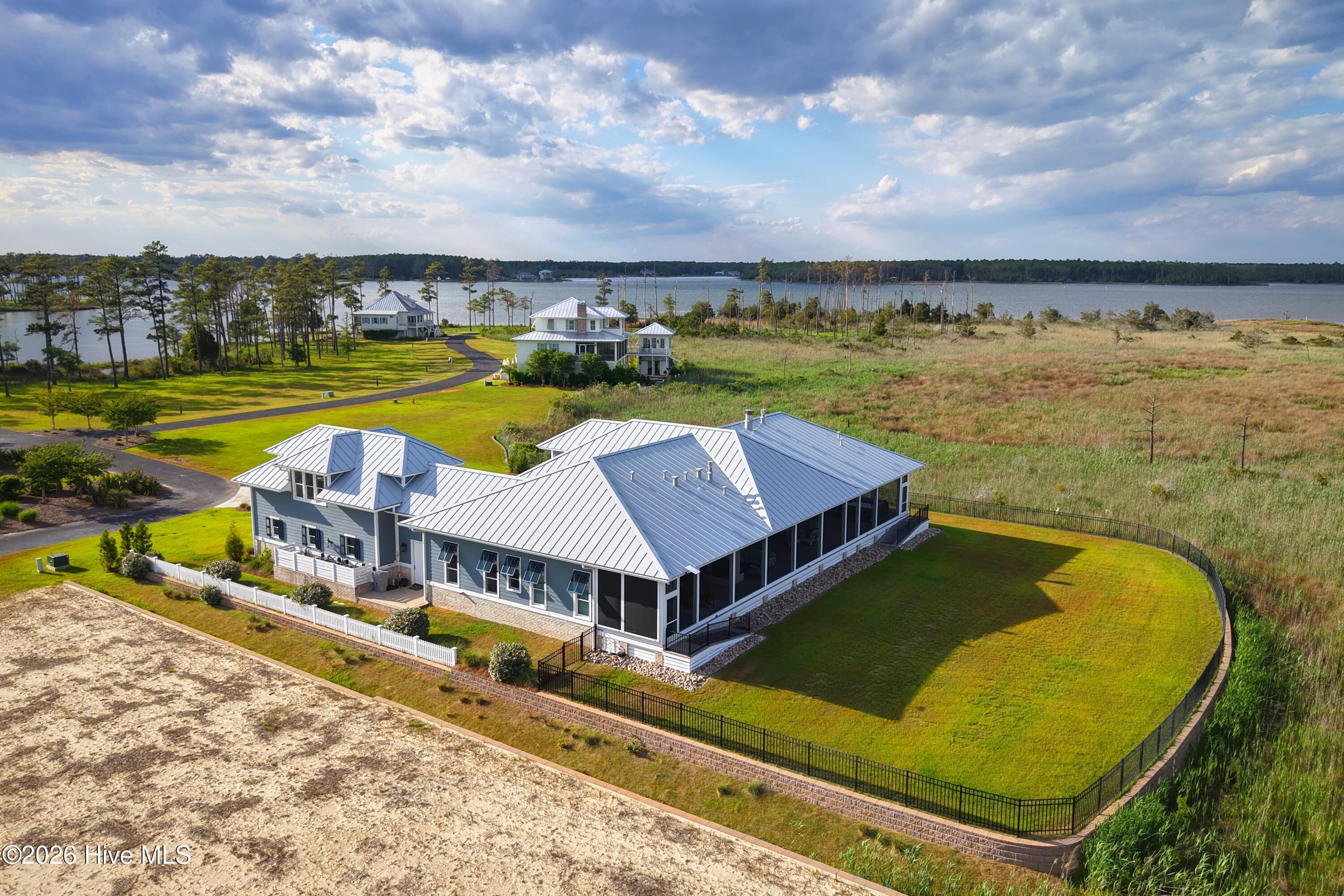 76 Soundside Drive