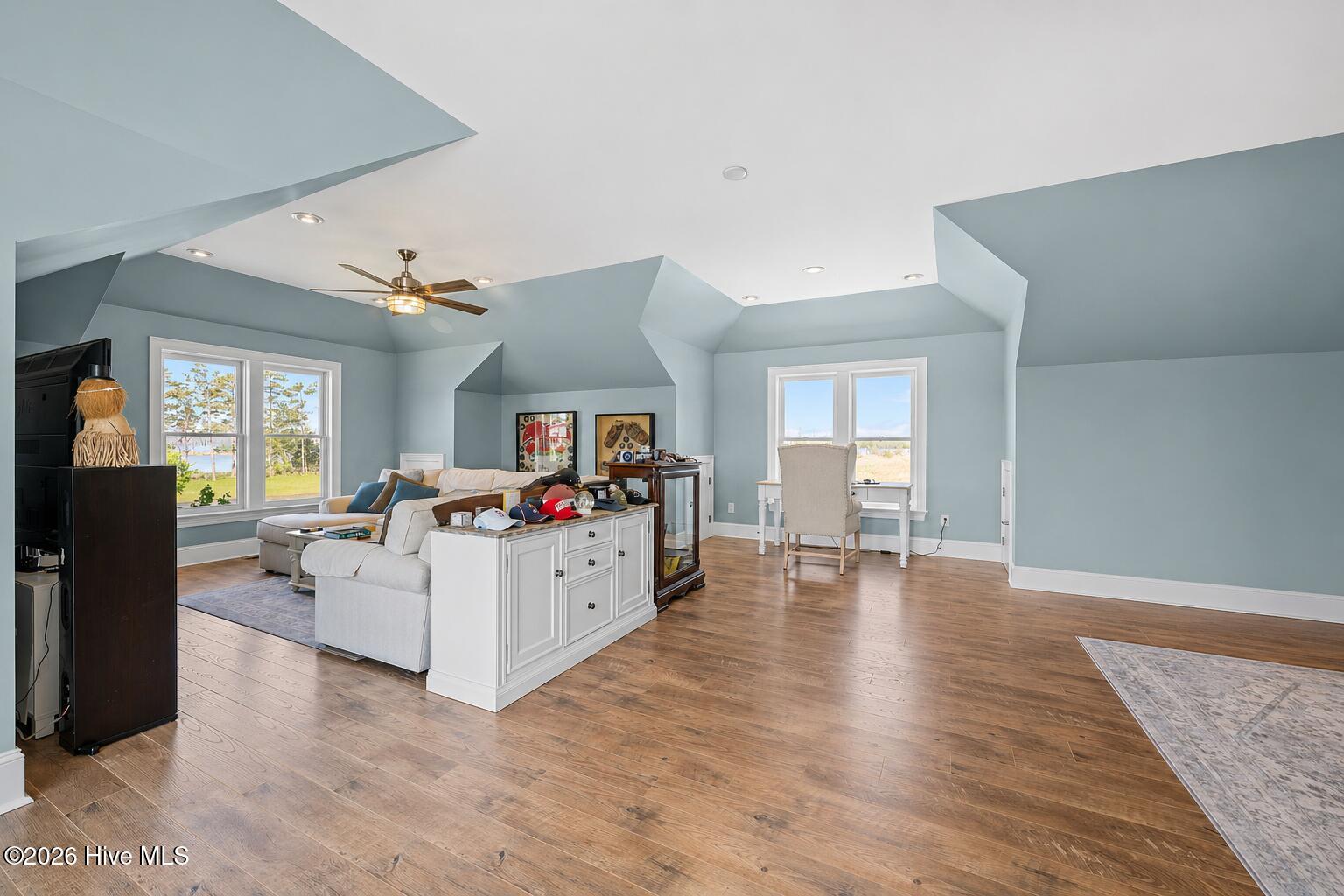 76 Soundside Drive