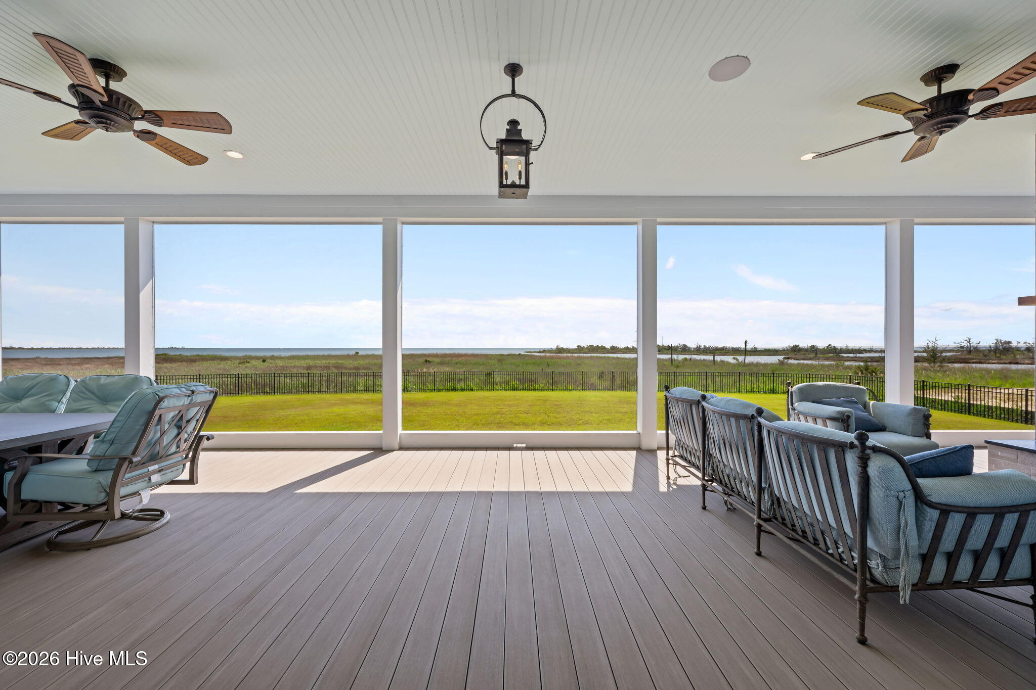 76 Soundside Drive