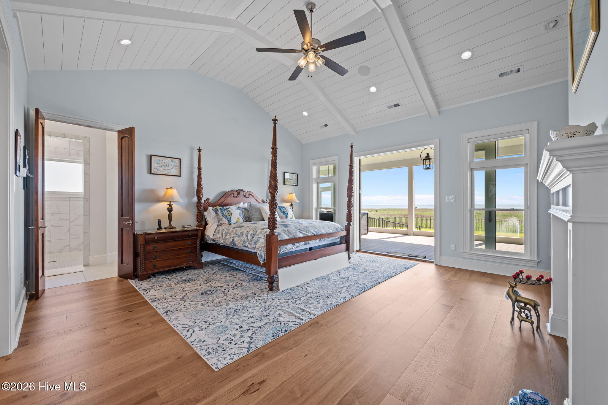 76 Soundside Drive