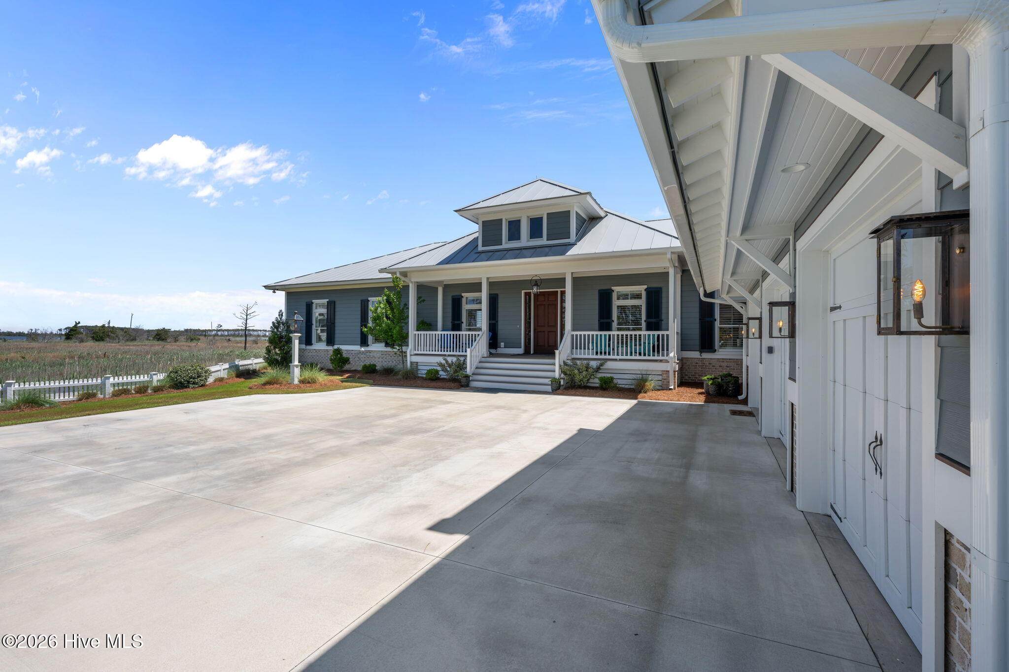 76 Soundside Drive