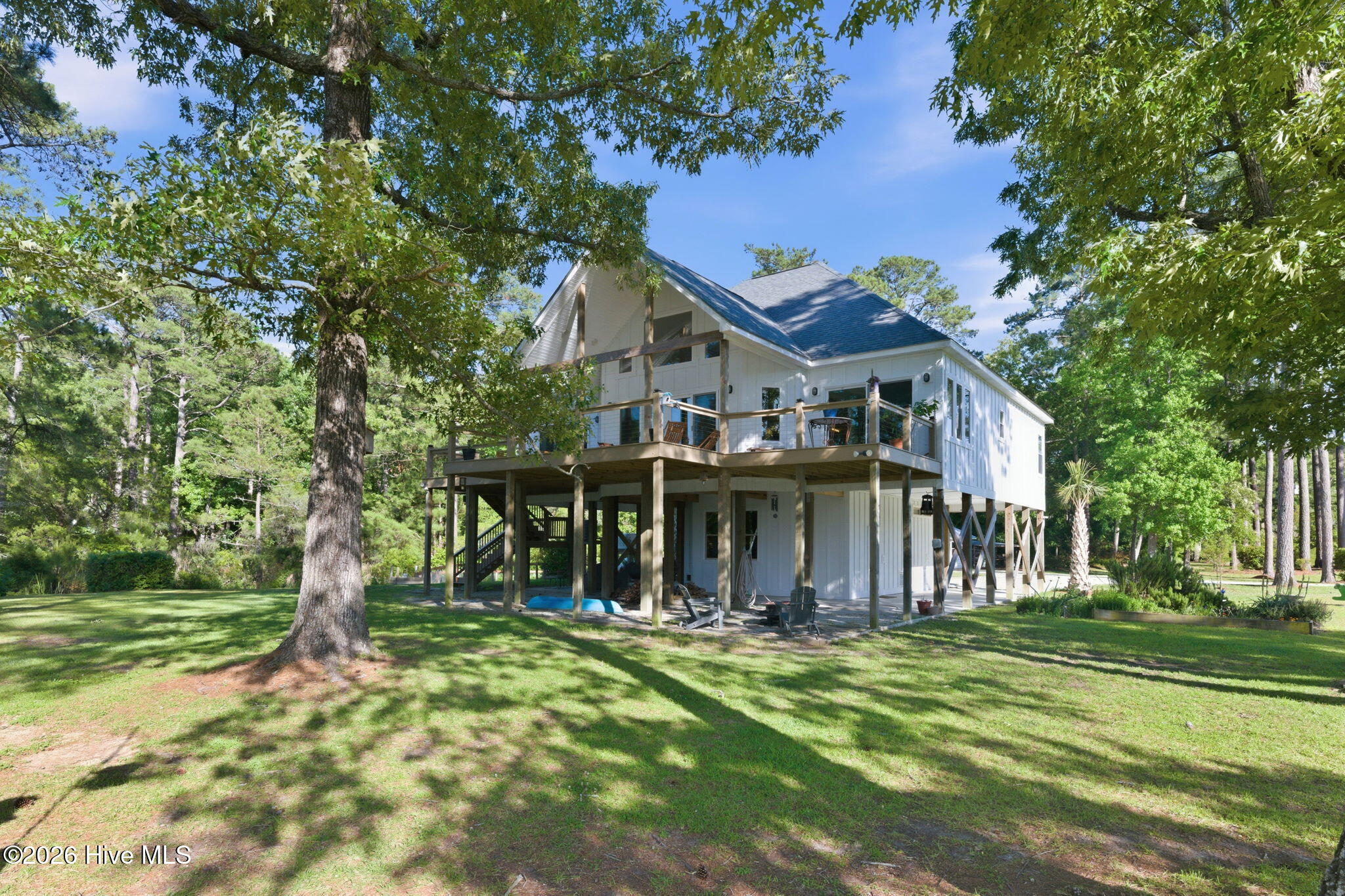 1002 Howells Road