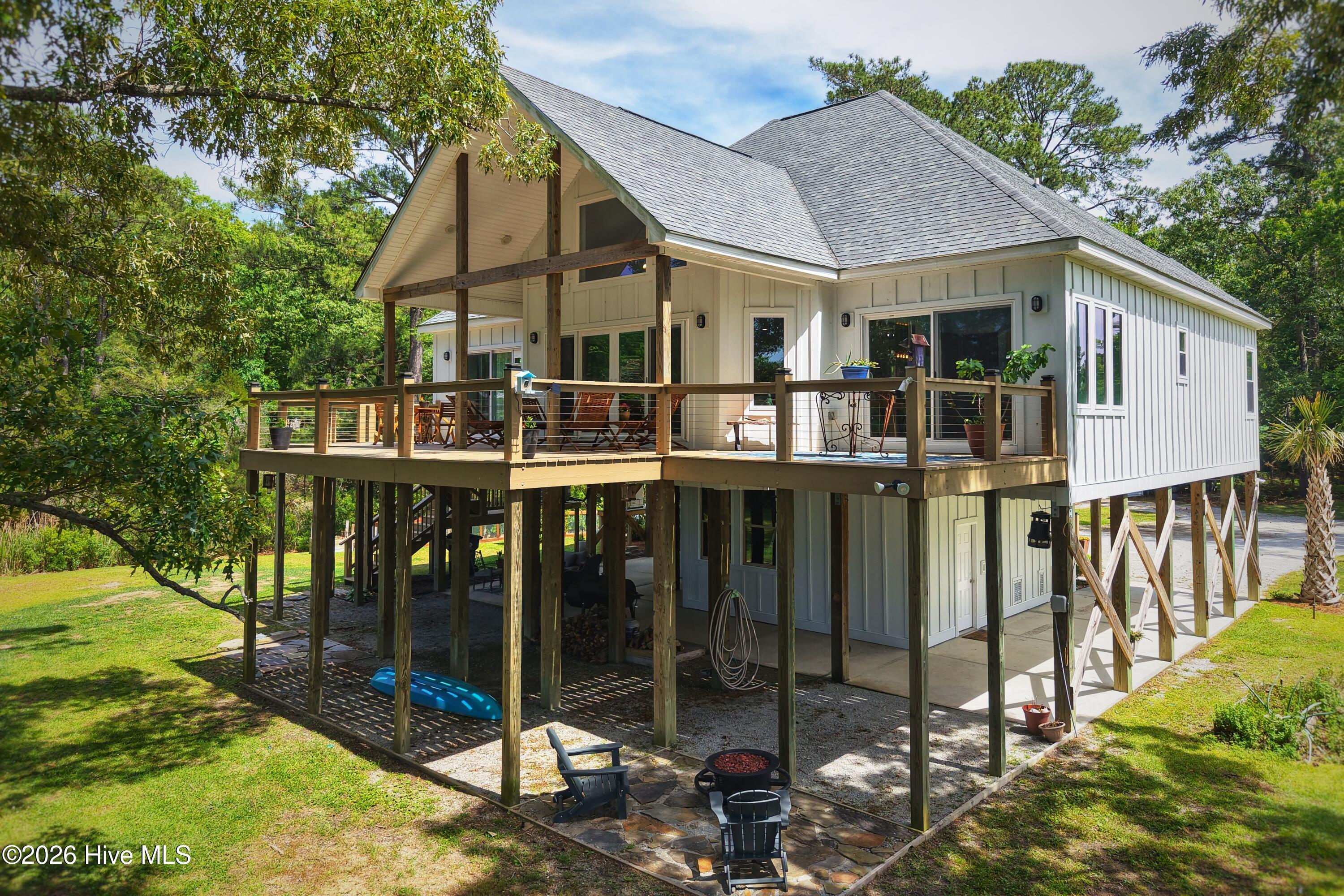1002 Howells Road