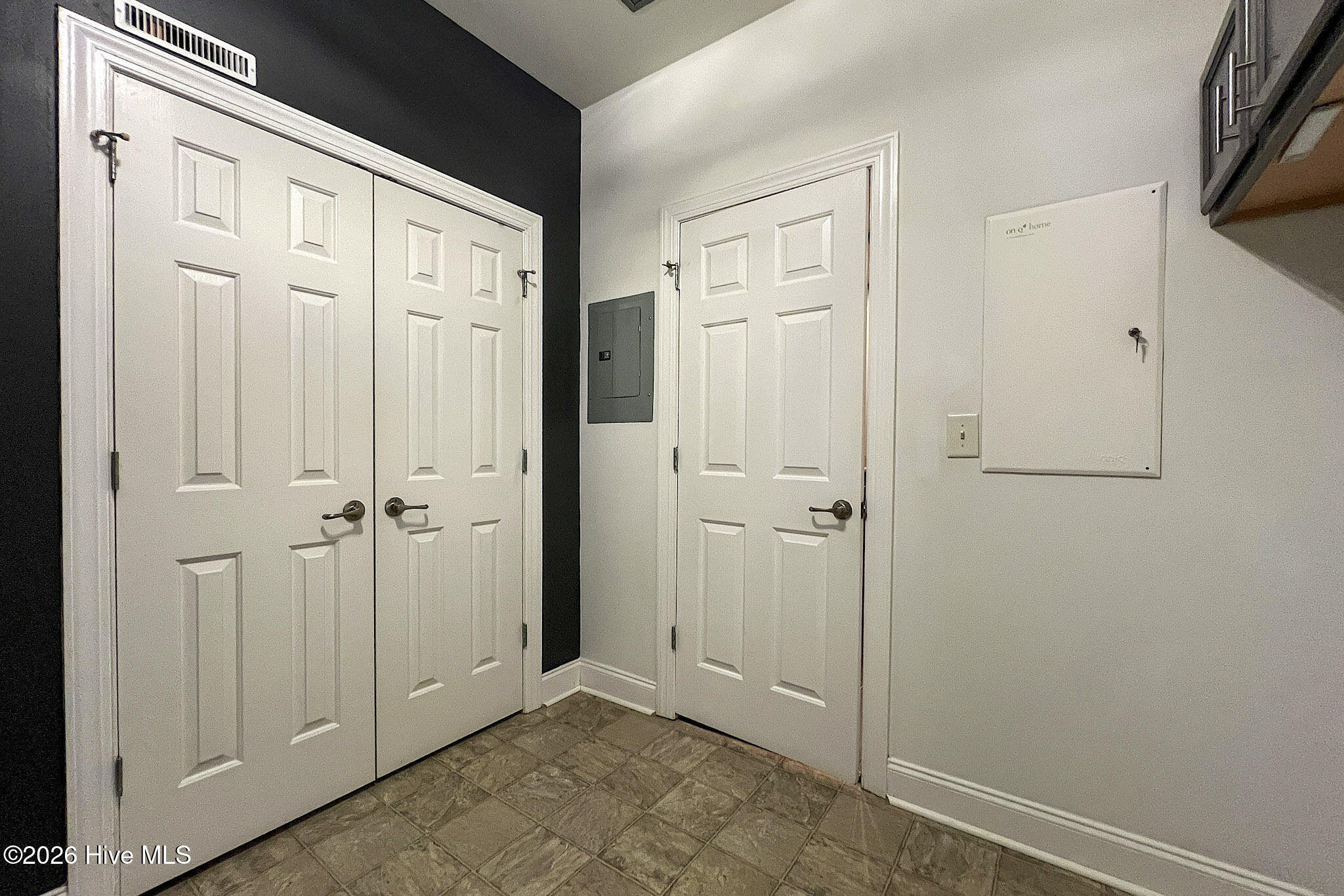 1935 Tara Court 204