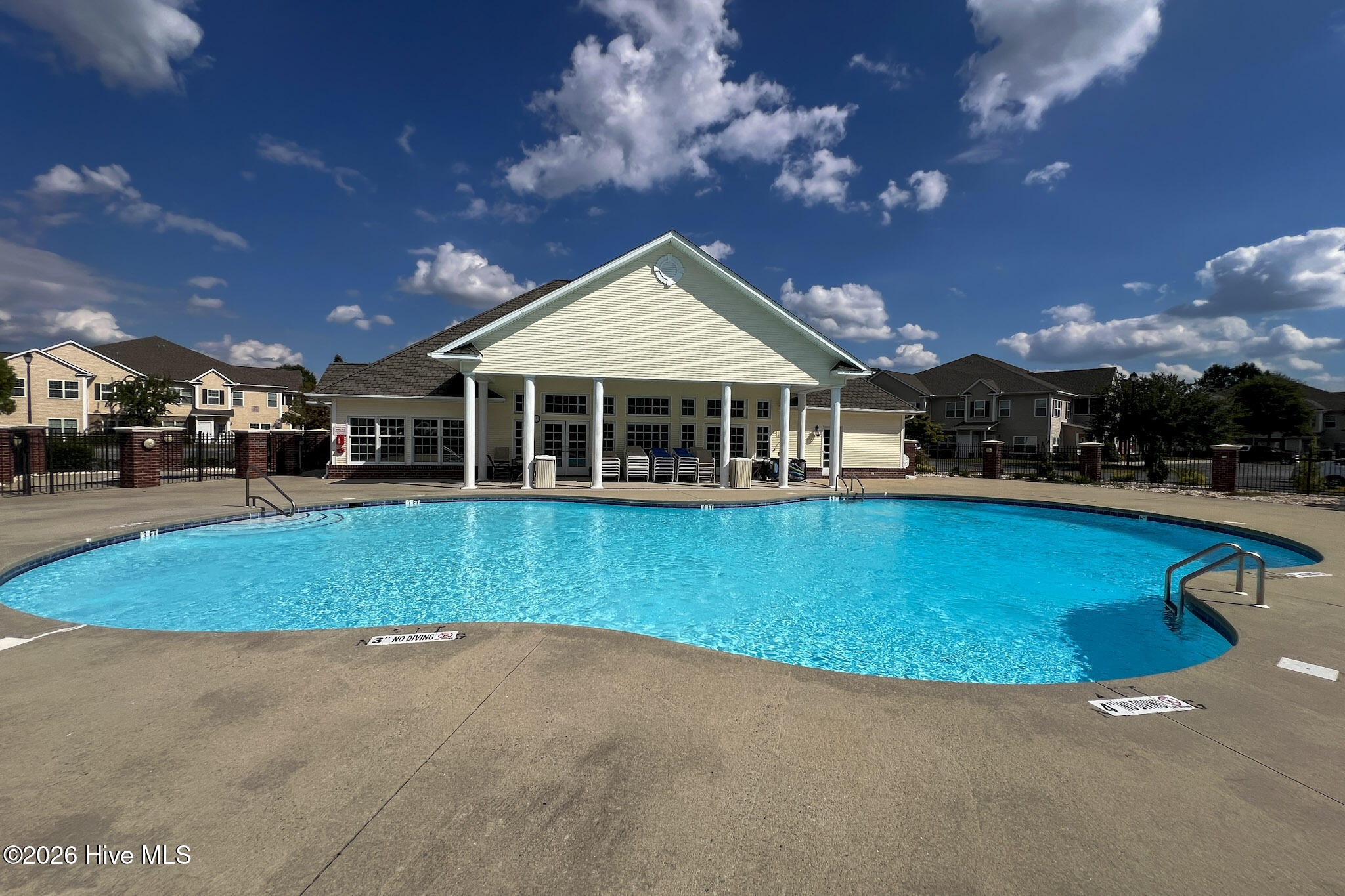 1935 Tara Court 204