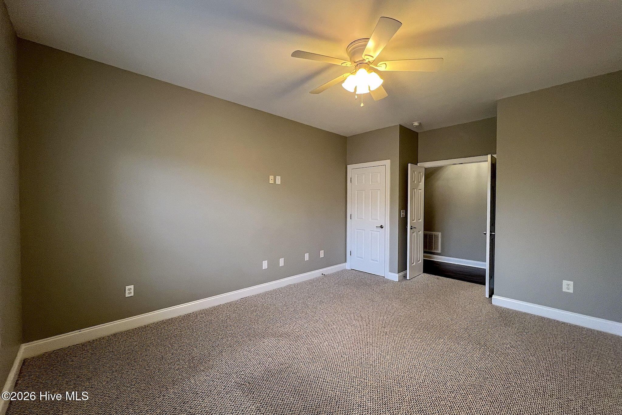 1935 Tara Court 204