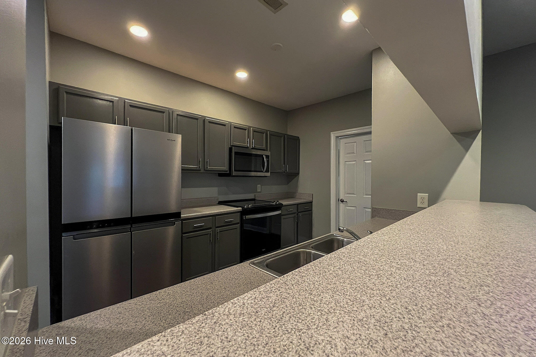 1935 Tara Court 204