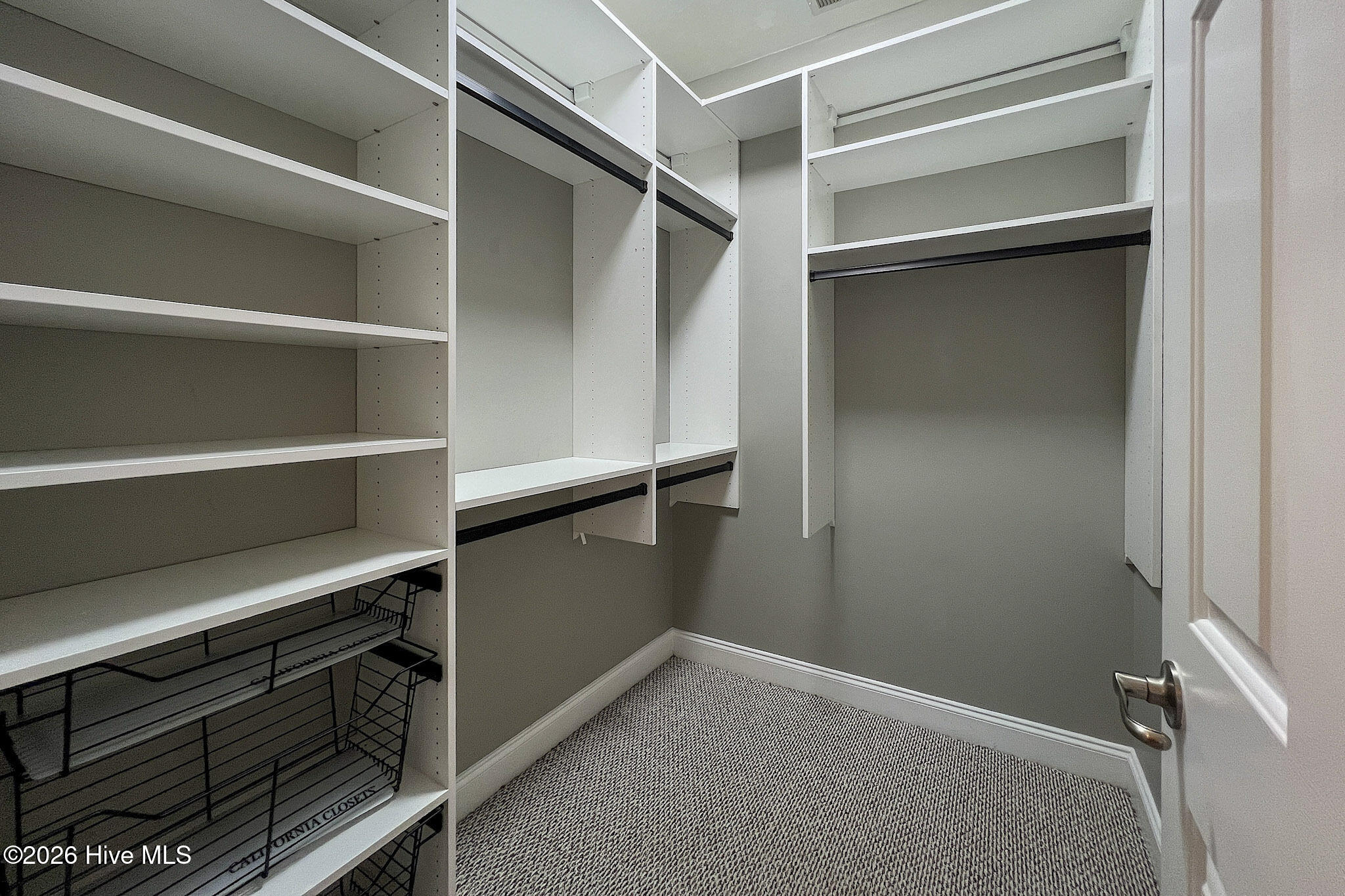 1935 Tara Court 204