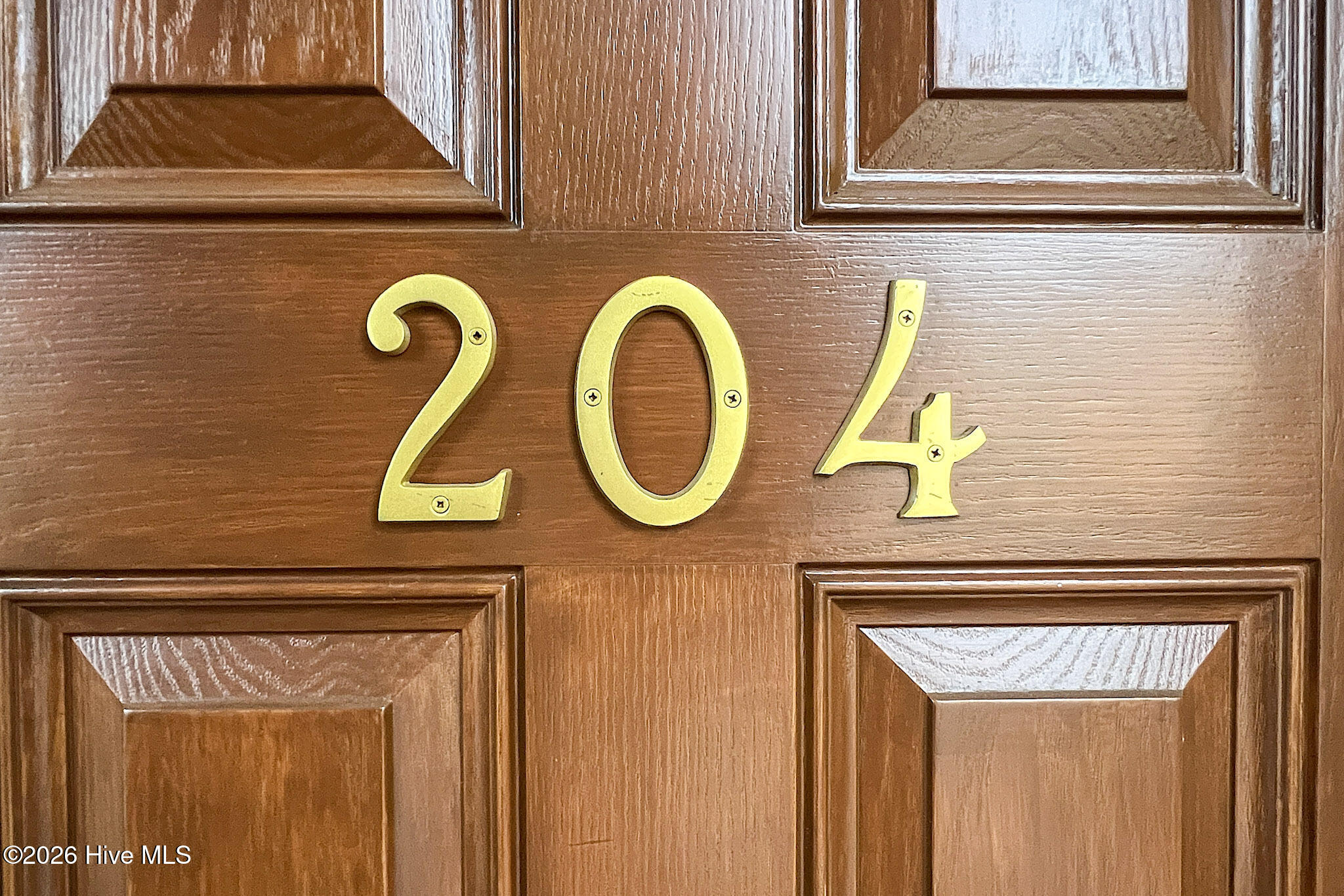 1935 Tara Court 204