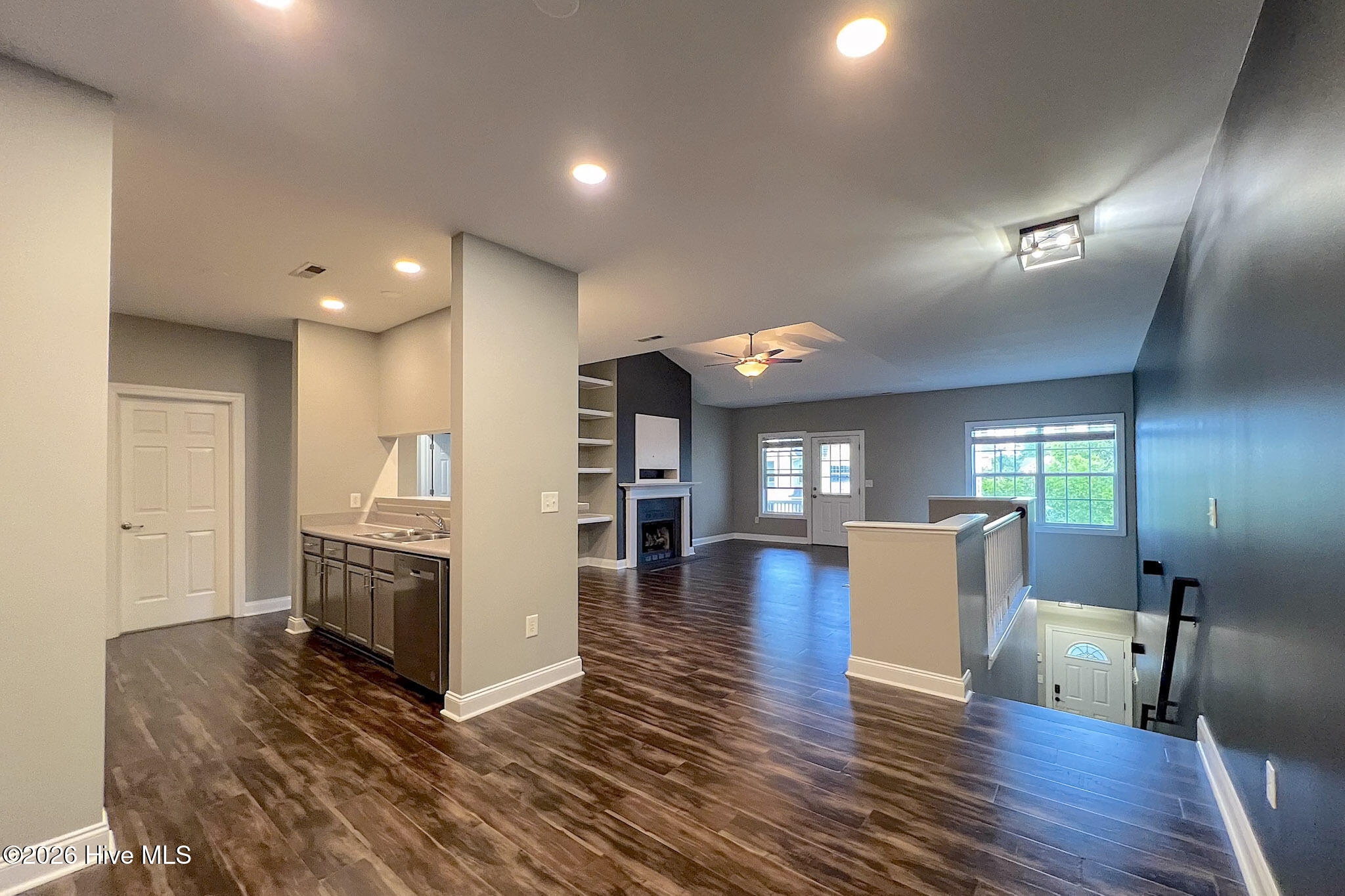 1935 Tara Court 204
