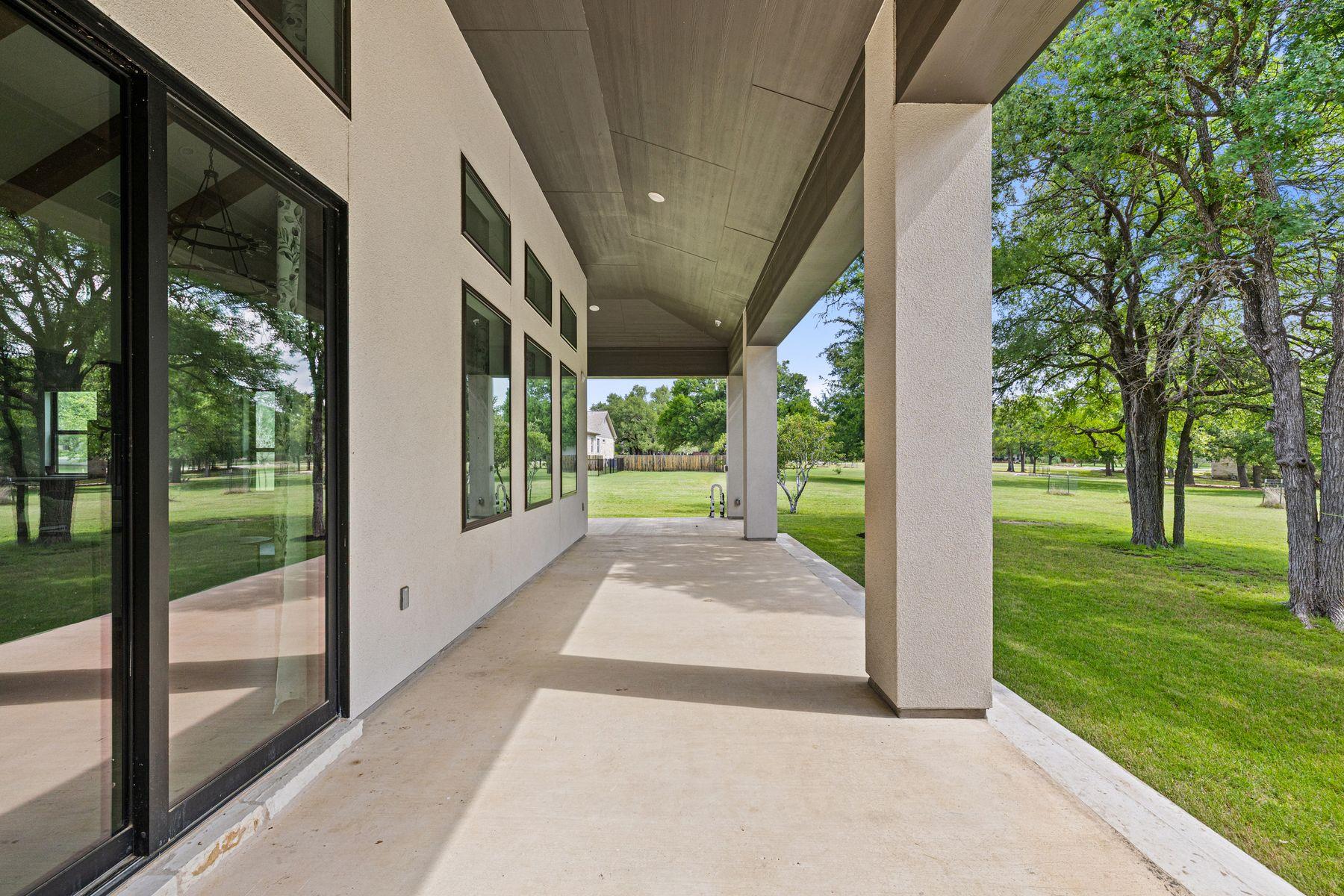 105 Ridge View DR