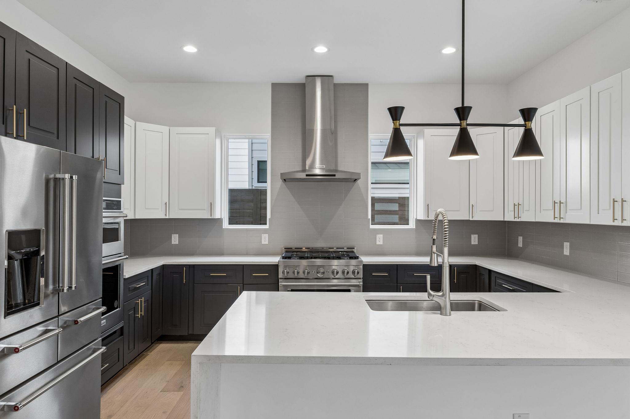 400 Post Road DR # 1