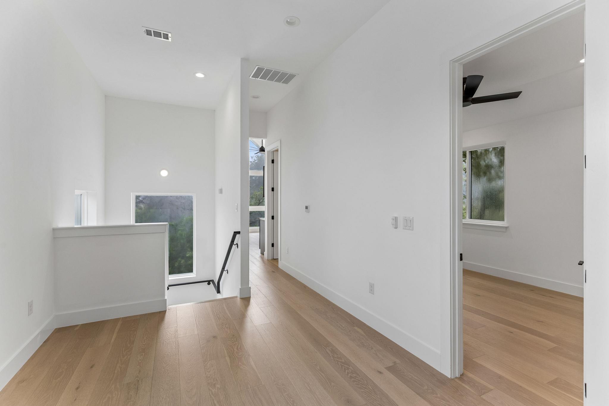 400 Post Road DR # 1