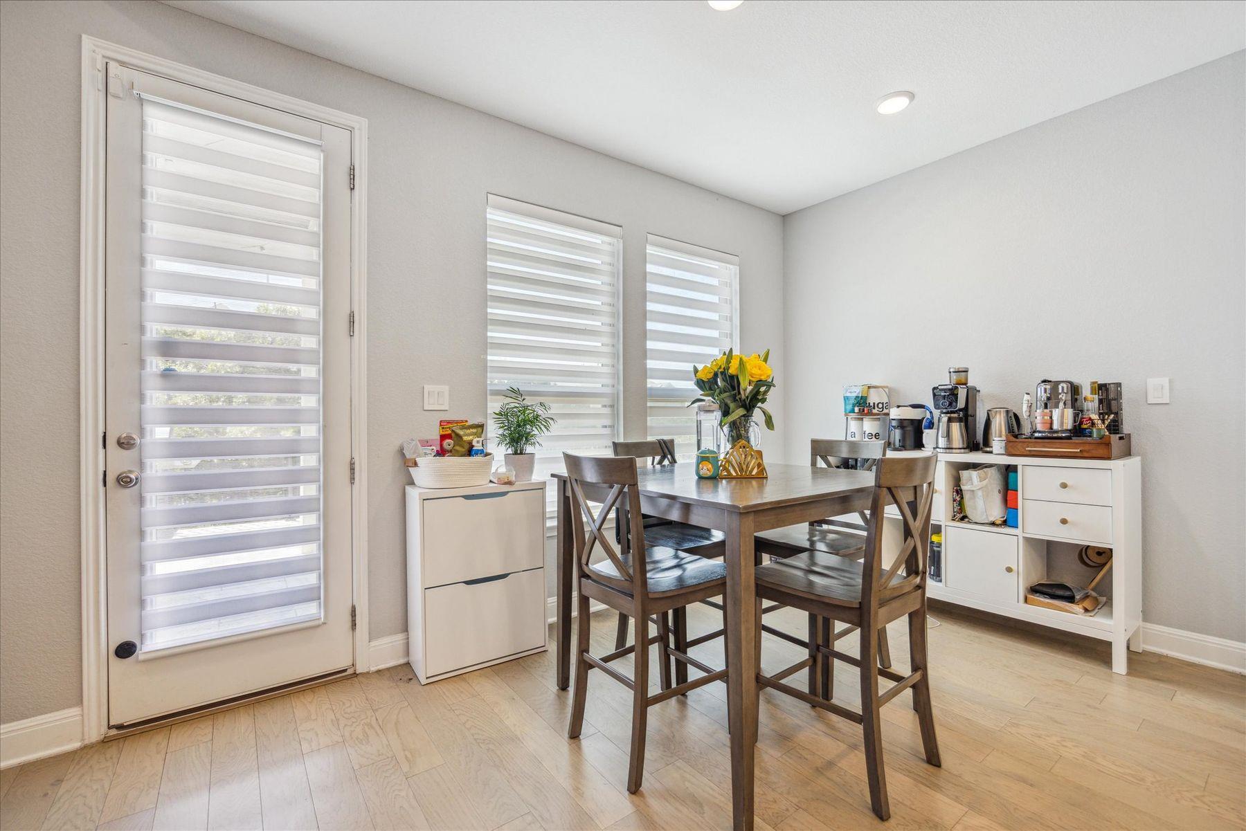 1212 Brasano PL