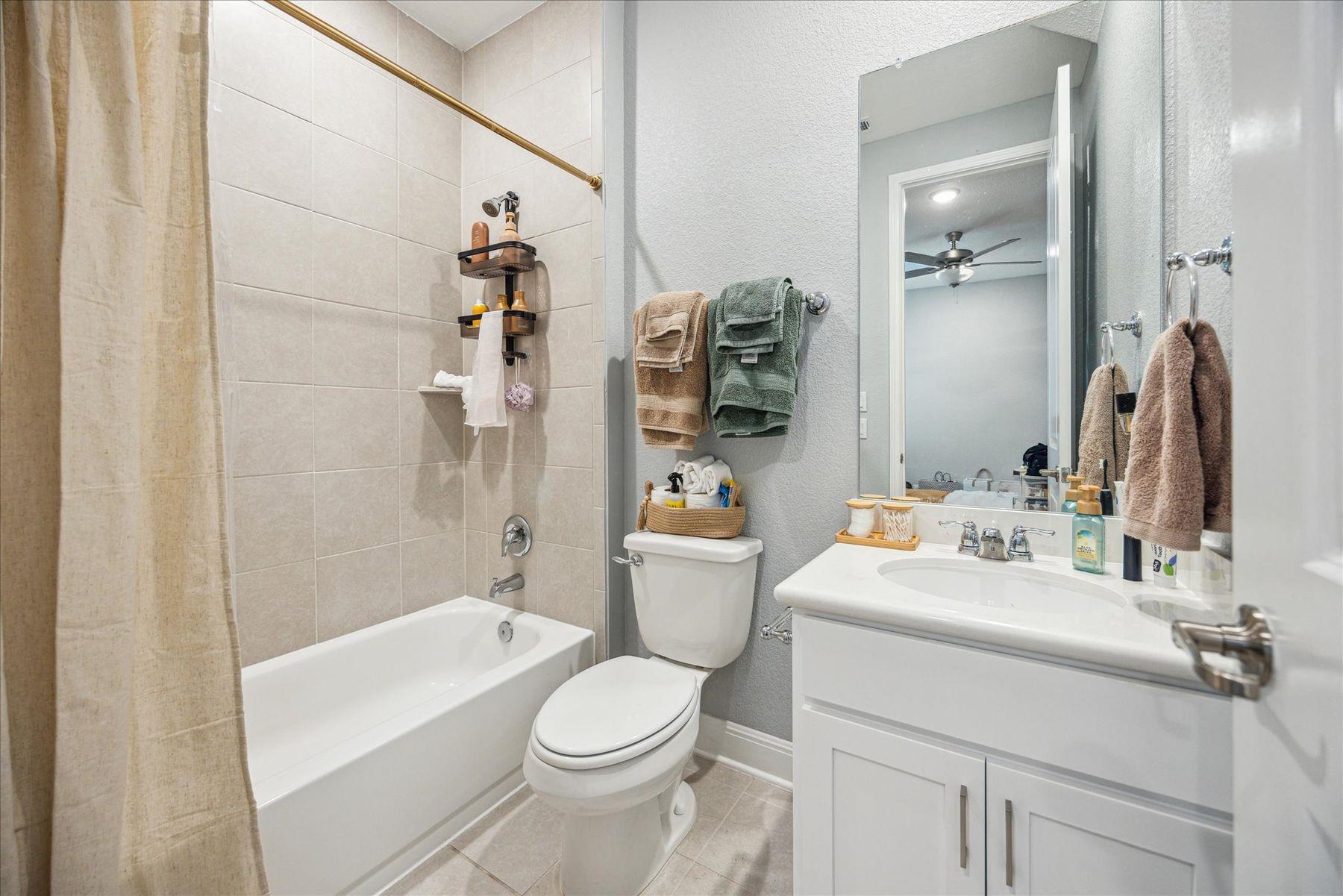 1212 Brasano PL
