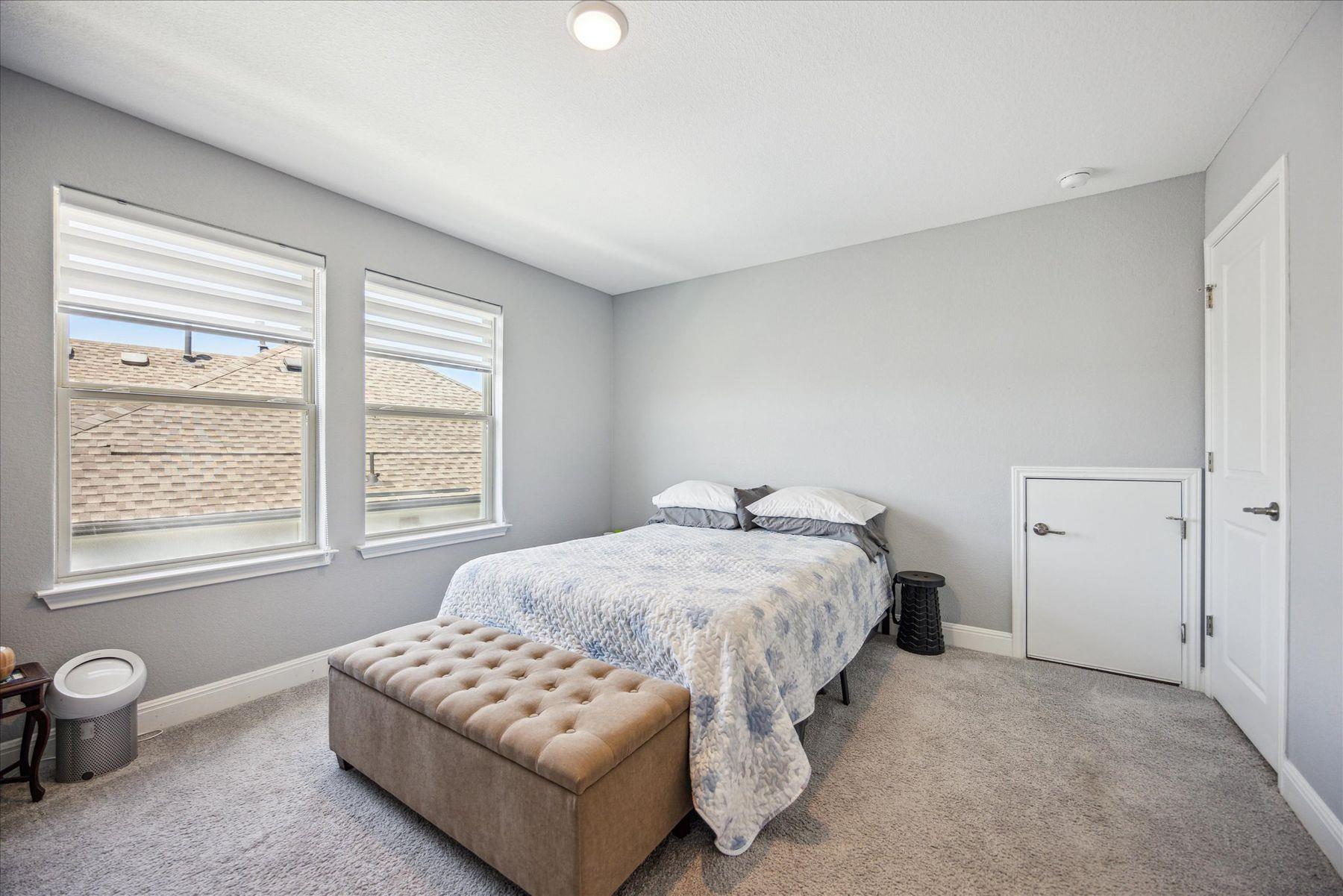 1212 Brasano PL