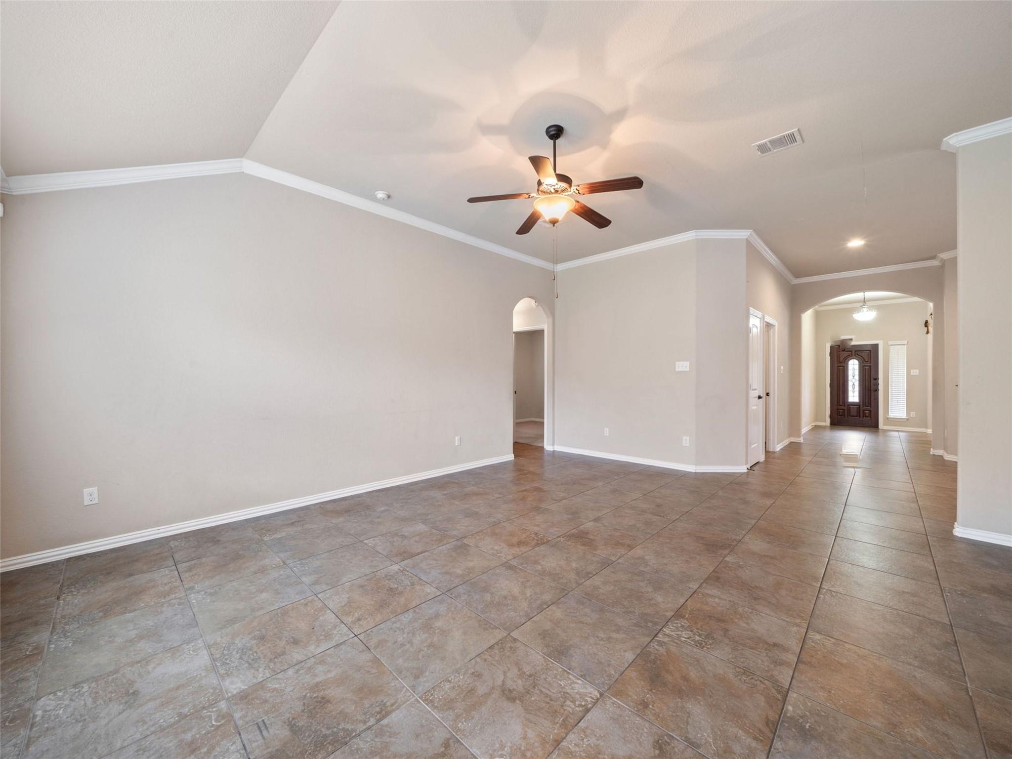 1905 Meandering Meadows DR