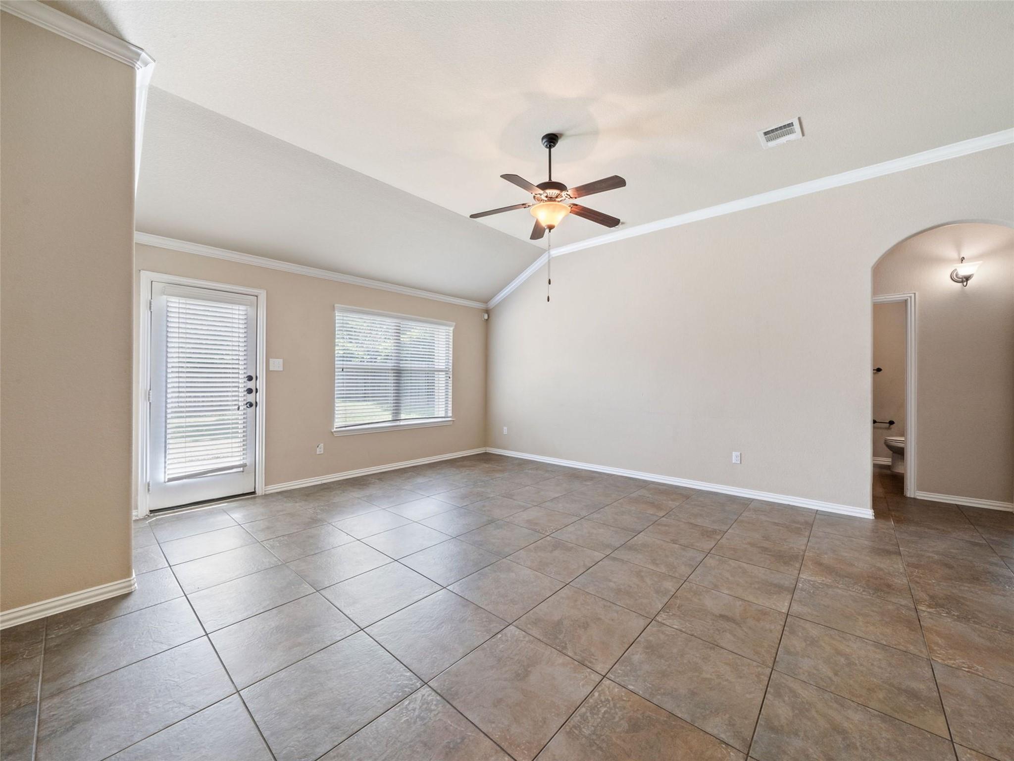 1905 Meandering Meadows DR