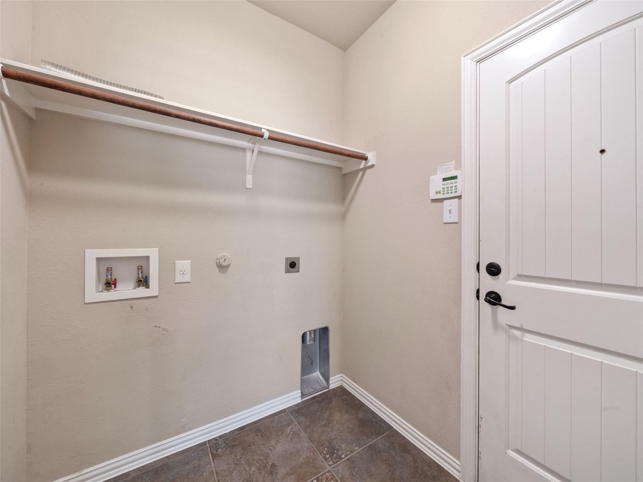 1905 Meandering Meadows DR